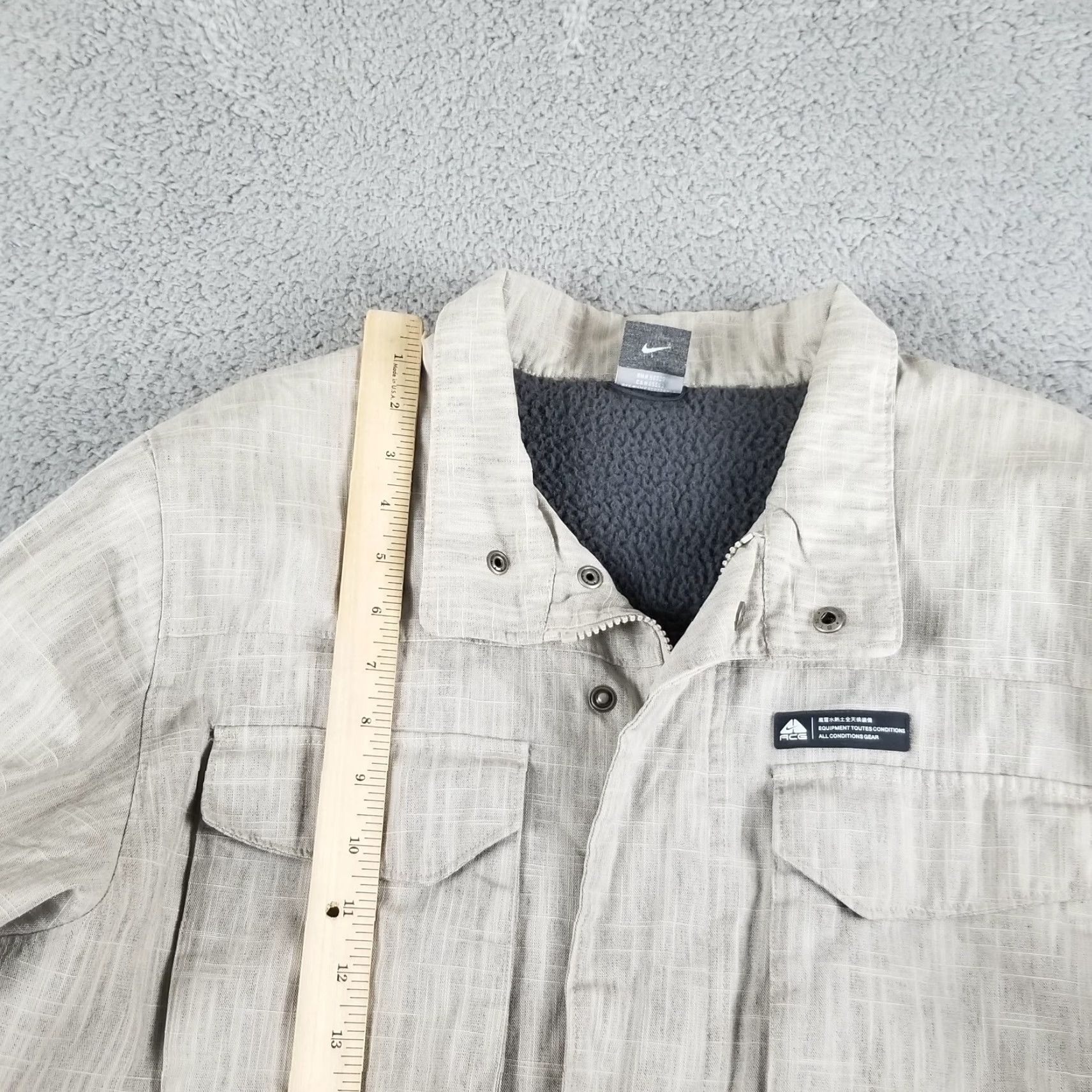 Nike ACG VINTAGE Nike ACG Jacket Men Large Gray Plaid Sherpa Lined Military Ski 2006 Size US L / EU 52-54 / 3 - 4 Thumbnail