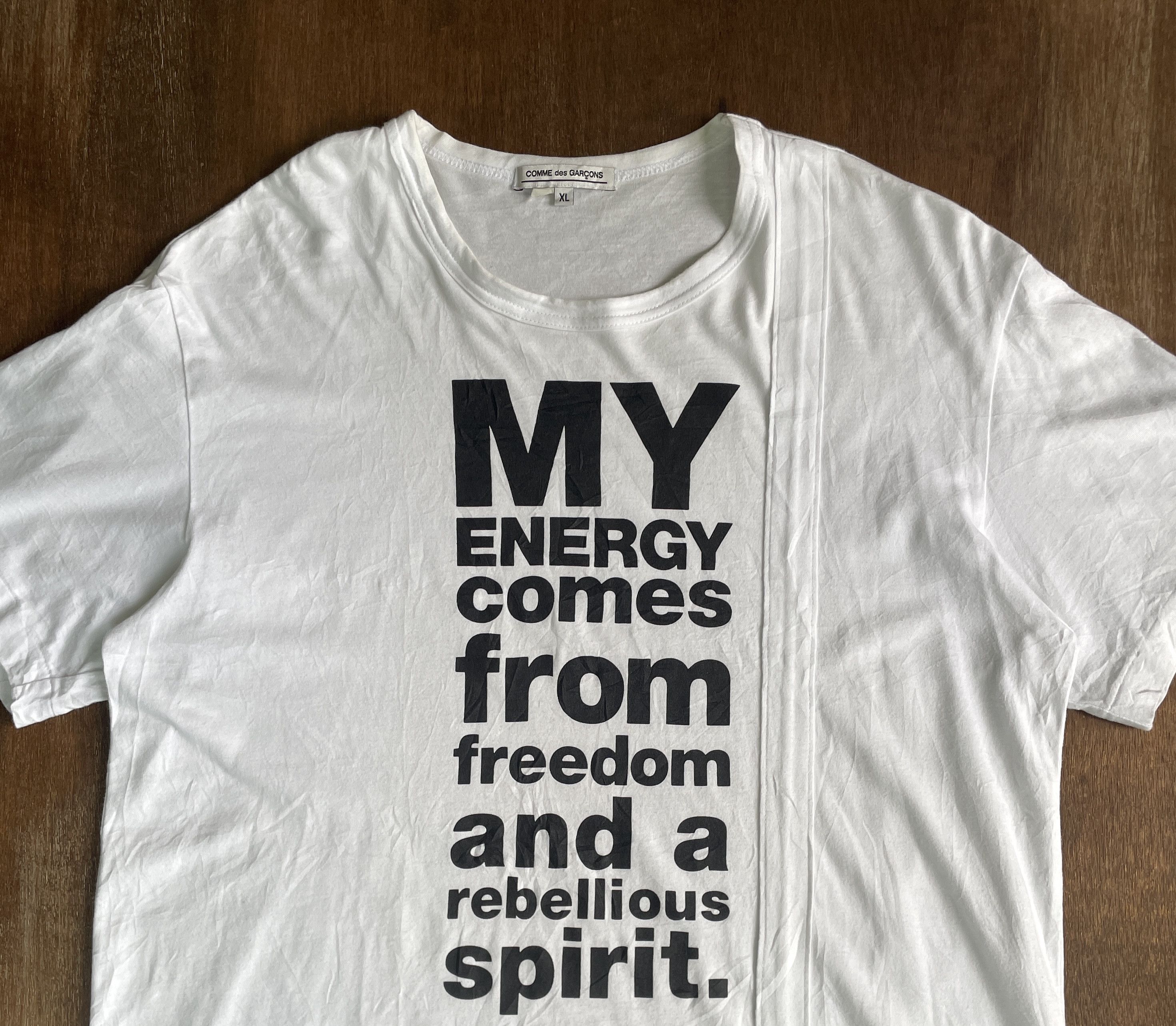 Comme des Garcons COMME des GARCONS "My Energy Comes From Freedom" Size US XL / EU 56 / 4 - 2 Thumbnail