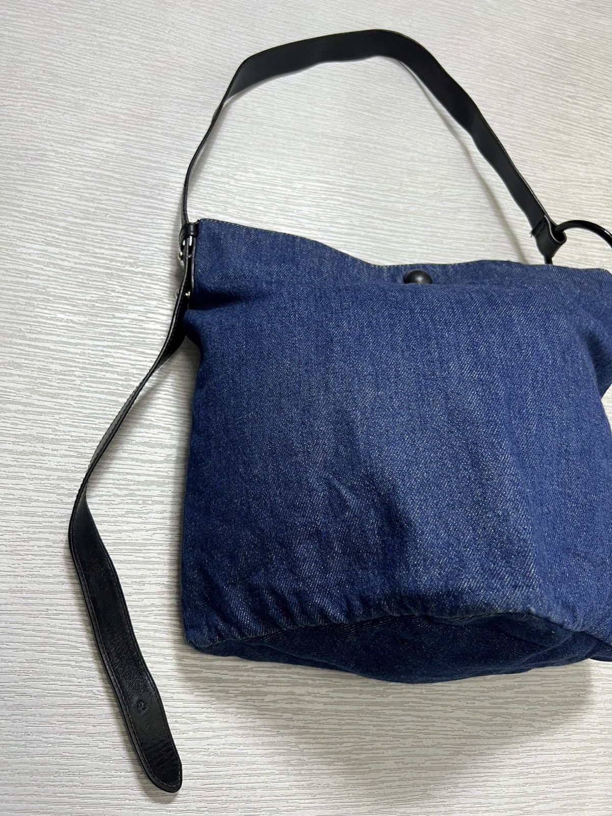 MM6 Maison Margiela MM6 - S/S 15 - Triangular Denim Shoulder Bag Size ONE SIZE - 3 Thumbnail