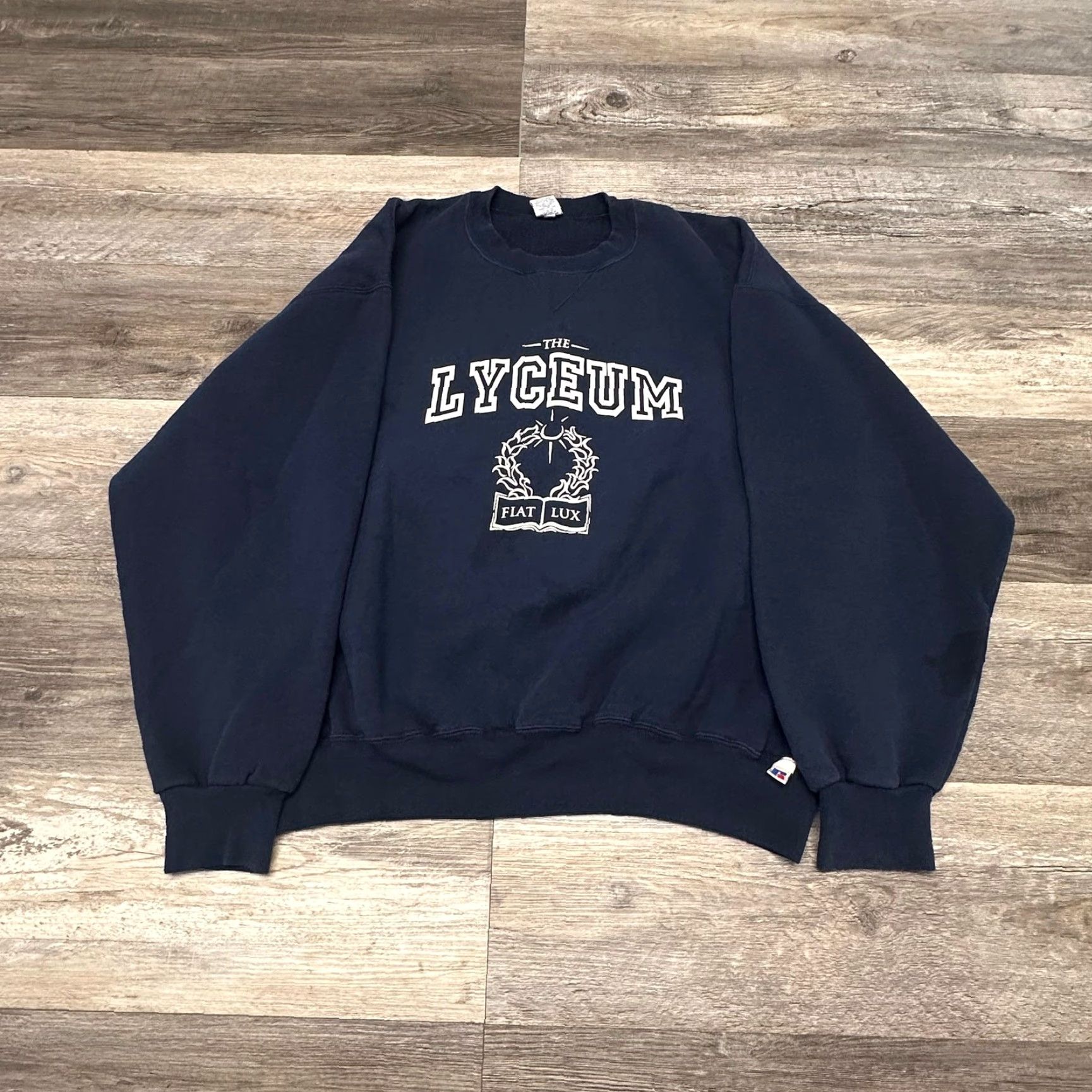 Russell Athletic VINTAGE Russell Athletic Lyceum University Wreath Graphic Sweatshirt Mens 2XL Blue Navy Pullover 50/50 Cotton Polyester Crewneck Size US XXL / EU 58 / 5 - 2 Thumbnail