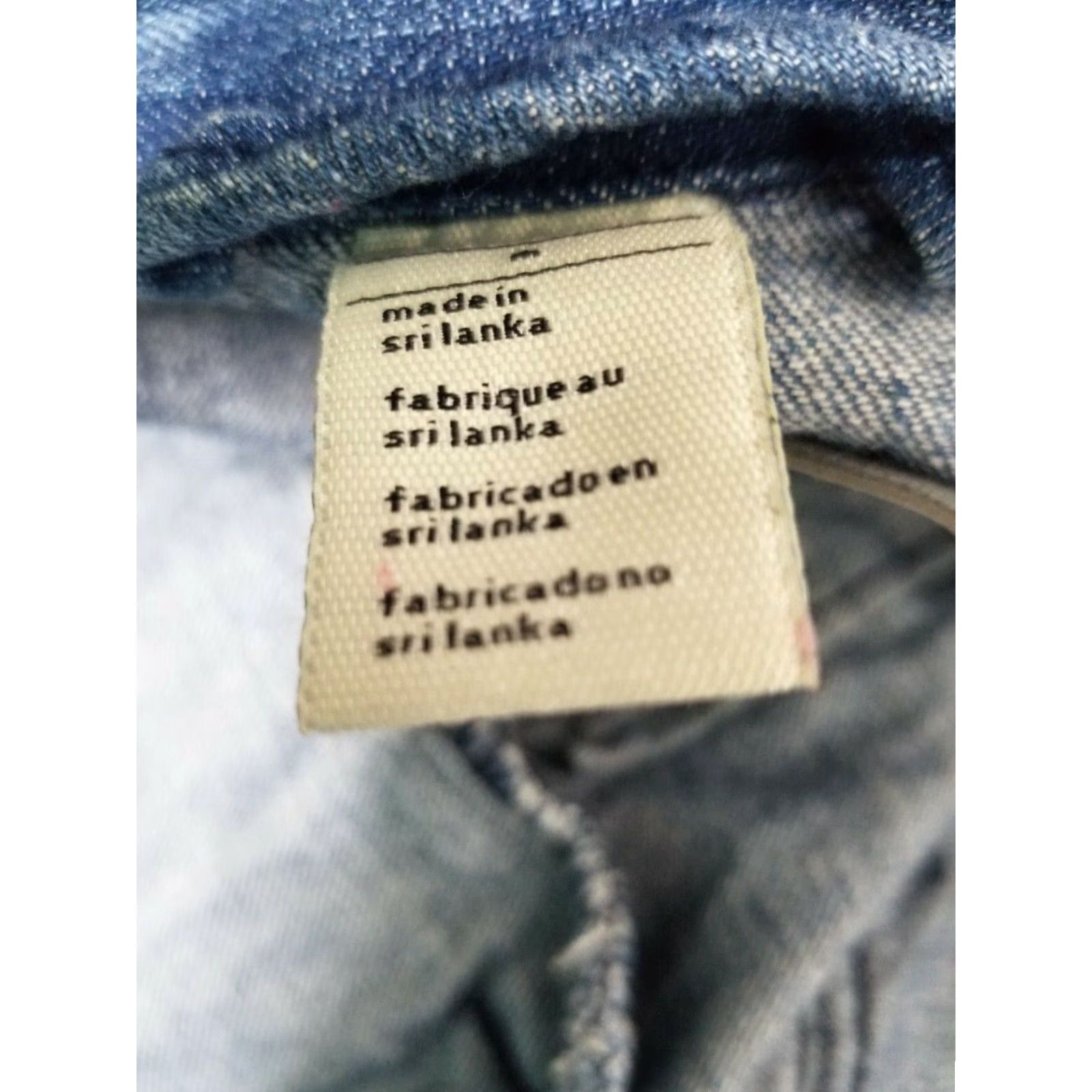 Levi's VINTAGE Levi's Women Jacket Trucker Denim Blue Medium Wash Distressed Pockets Size M / US 6-8 / IT 42-44 - 5 Thumbnail