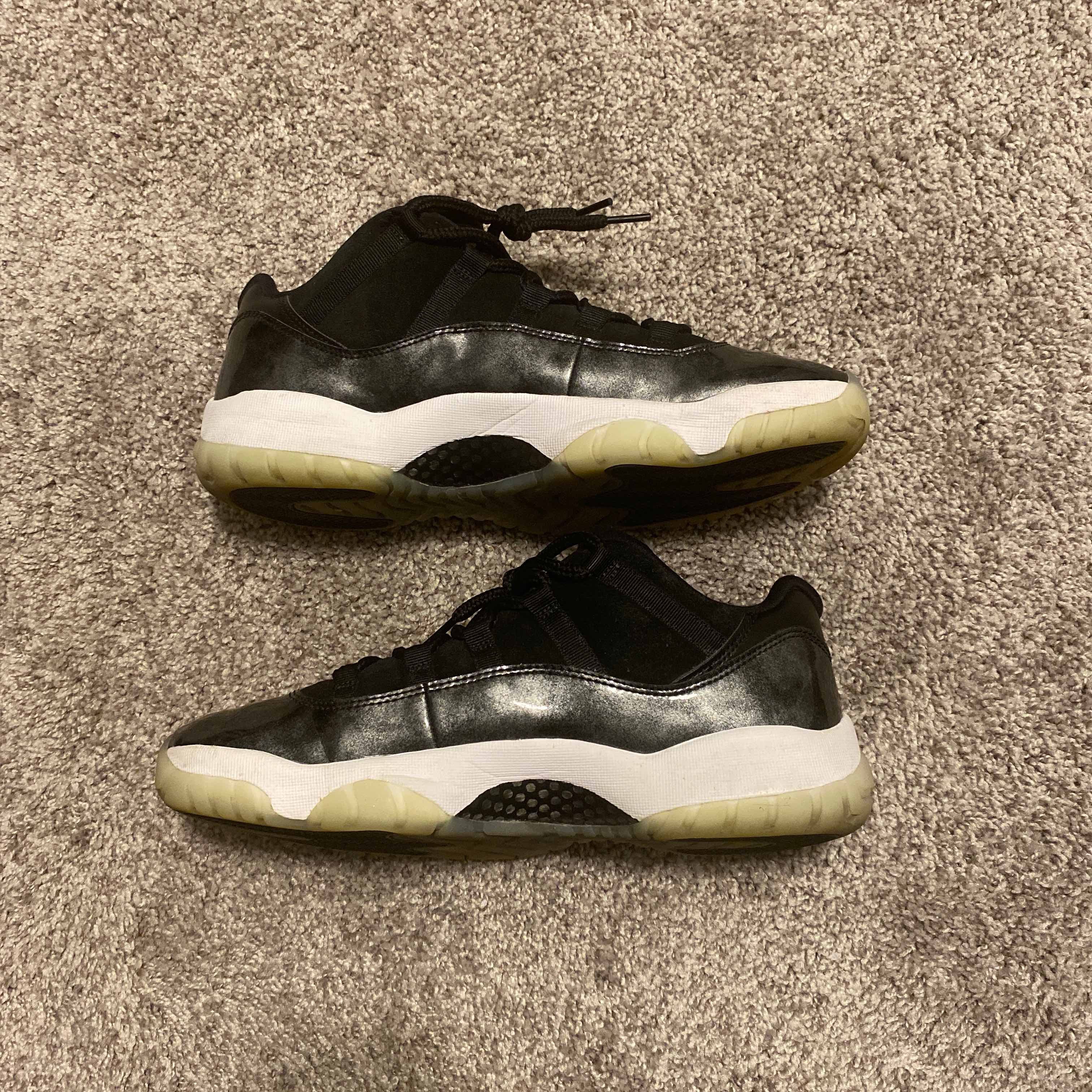 Air Jordan 11 Retro Low Barons