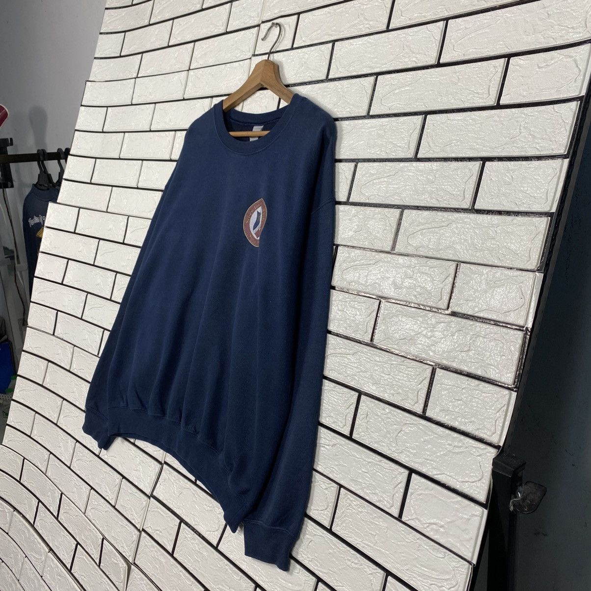 Japanese Brand Vintage Sweatshirt Scisen International School Since 1962 Size US L / EU 52-54 / 3 - 3 Thumbnail