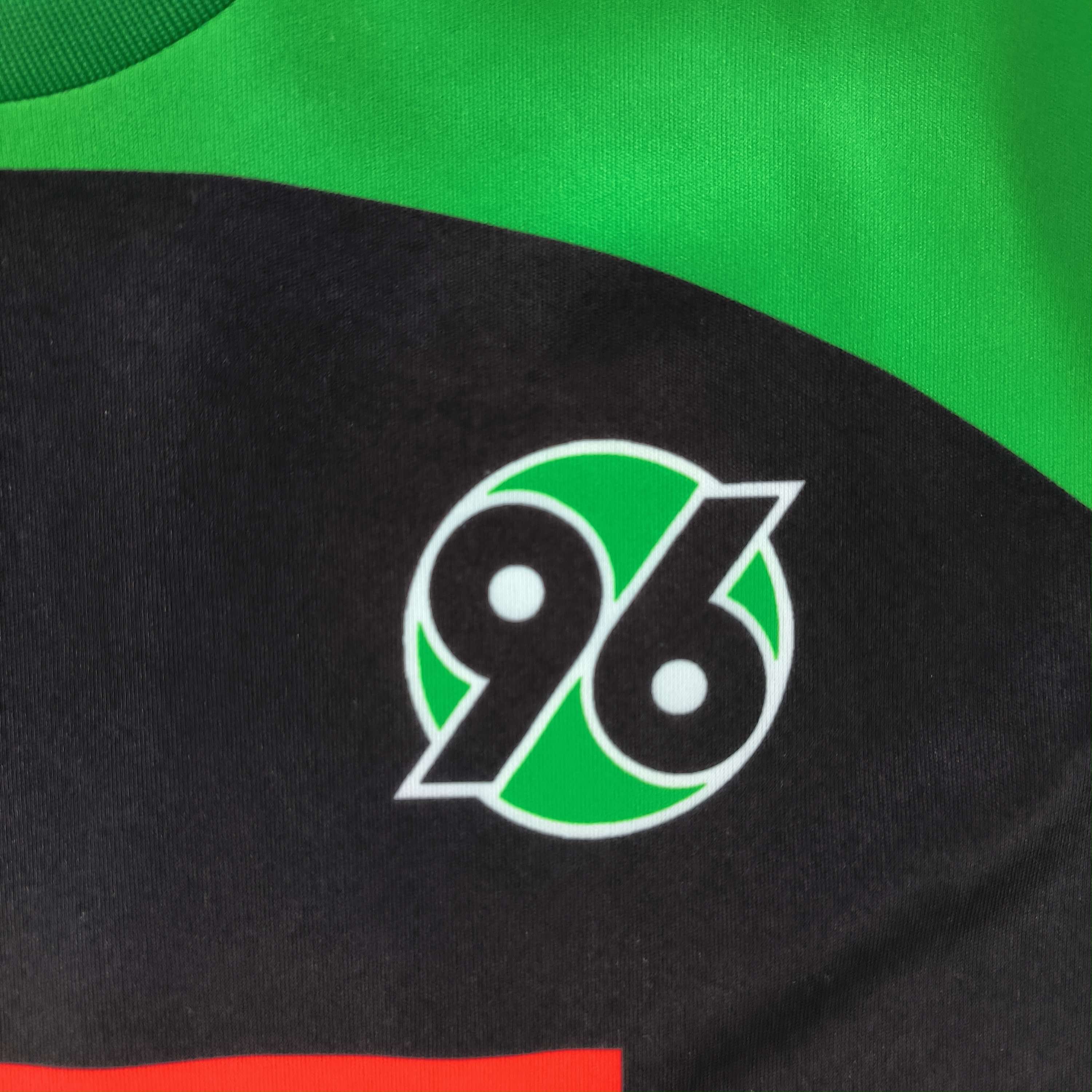 Macron Hannover 96 Macron training football jersey shirt size S Size US S / EU 44-46 / 1 - 4 Thumbnail