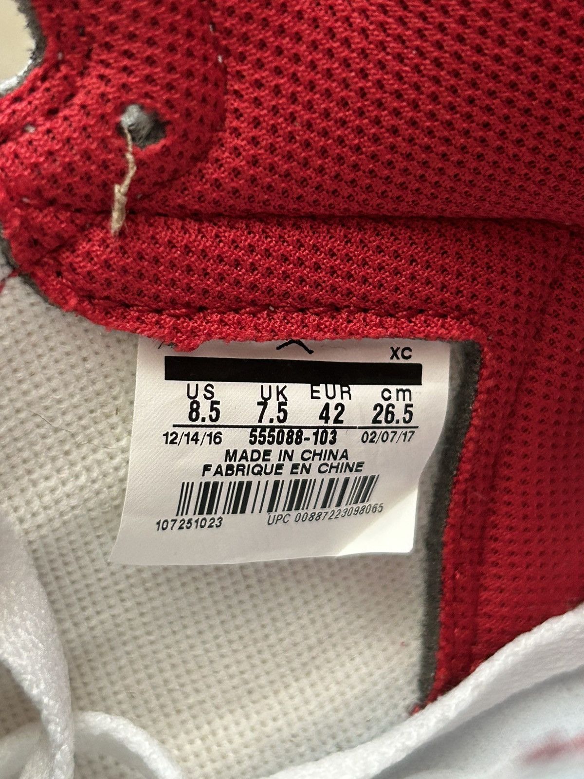 Jordan Brand Jordan 1 high metallic red Size US 8.5 / EU 41-42 - 6 Thumbnail