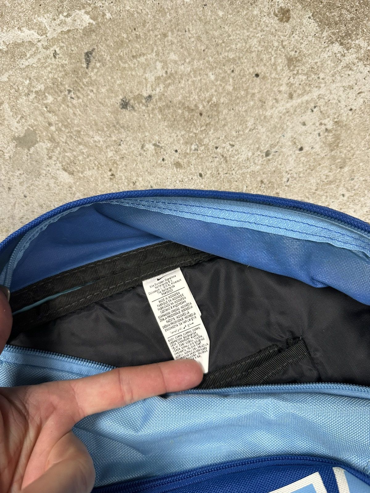 Nike Vintage Y2K Nike Blue Backpack Bag Swoosh Spell Out Size ONE SIZE - 9 Thumbnail