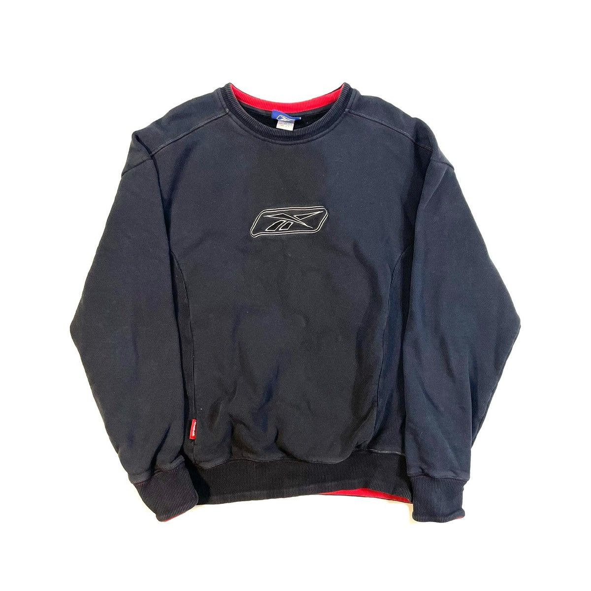 Reebok Reebok navy crewneck sweatshirt with embroidered logo y2k Size US S / EU 44-46 / 1 - 1 Thumbnail