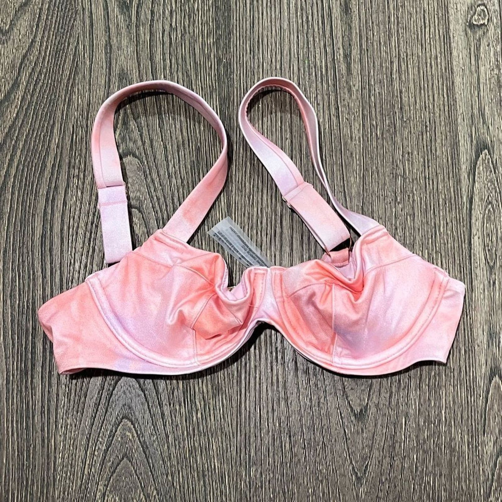 Victoria's Secret NWOT Victorias Secret Swim Bikini Bra Underwire Unpadded 32B Size ONE SIZE - 1 Thumbnail