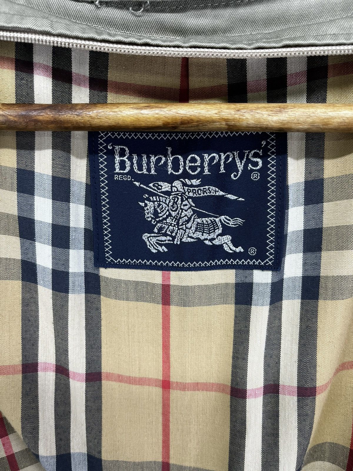 Burberry Vintage Burberry Nova Check Trench Coat Long Jacket Size US L / EU 52-54 / 3 - 9 Thumbnail