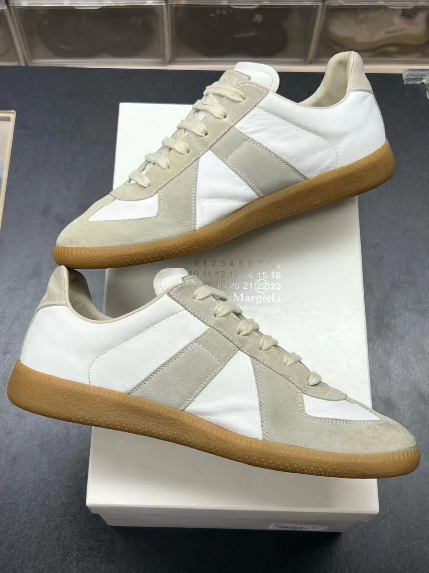 Maison Margiela Maison Margiela Gray/White Low Top Sneaker 40 EU Size US 7 / EU 40 - 6 Thumbnail