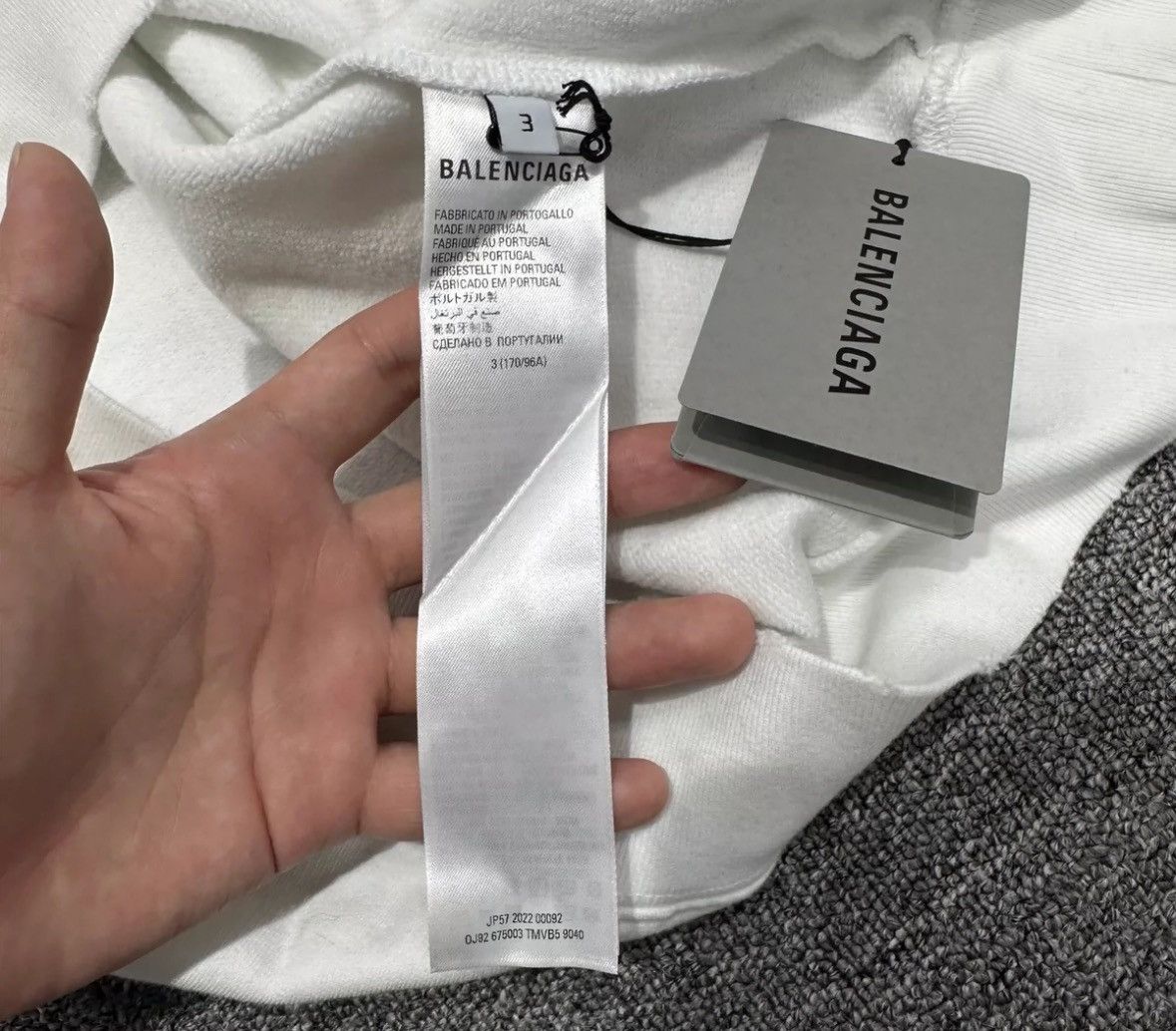 Balenciaga Balenciaga Straw Letter Hoodie2412-Nextarrow Size US M / EU 48-50 / 2 - 4 Thumbnail