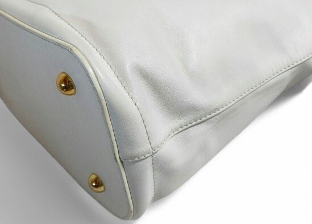 Moschino Moschino - T-Shirt Motif Leather Handbag Archive Ultra Rare Size ONE SIZE - 7 Thumbnail