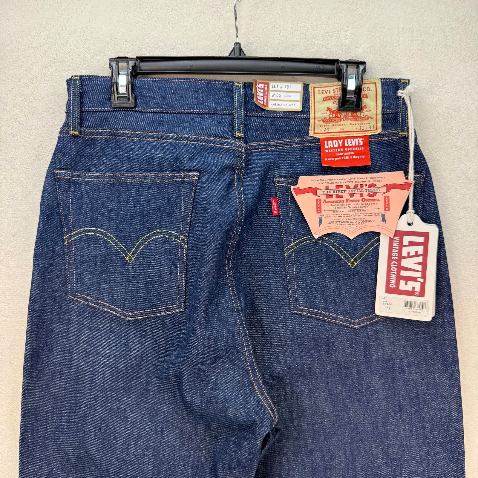 Levi's LEVI'S VINTAGE 1950'S 107 WOMEN'S 32X34 SELVEDGE DENIM Size 32" / US 10 / IT 46 - 7 Thumbnail