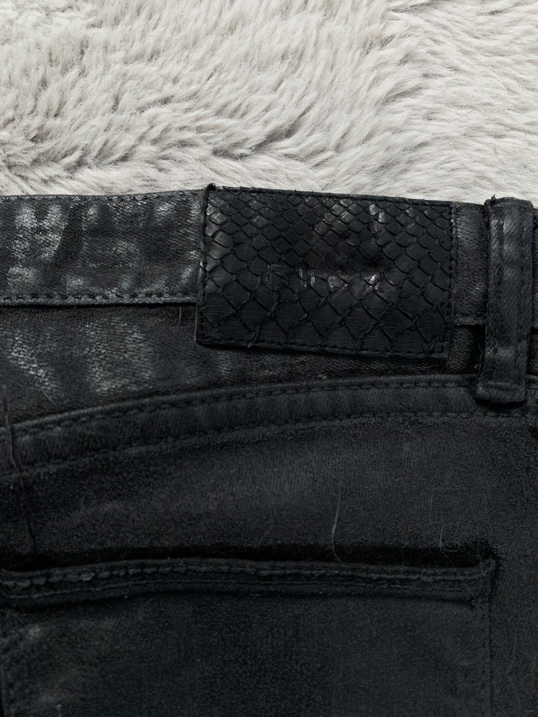 GOSTAR DE FUGA FUGA Waxed Vomit Splash Demon Fit Flared Jeans Size US 31 - 9 Thumbnail