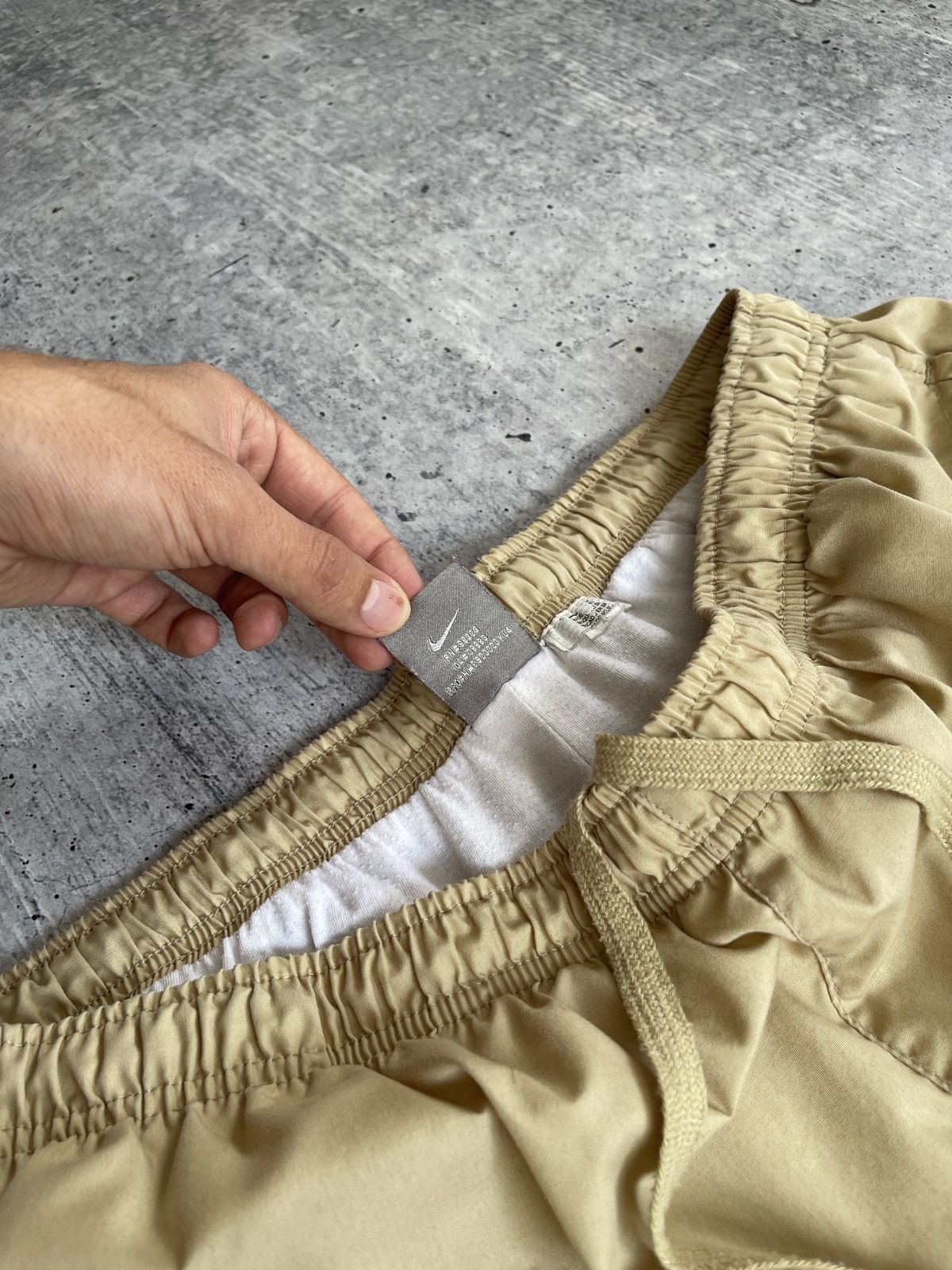Nike × Vintage Vintage Nike 90s Track Pants Men’s L Beige Striped Baggy Y2K Size US 34 / EU 50 - 9 Thumbnail