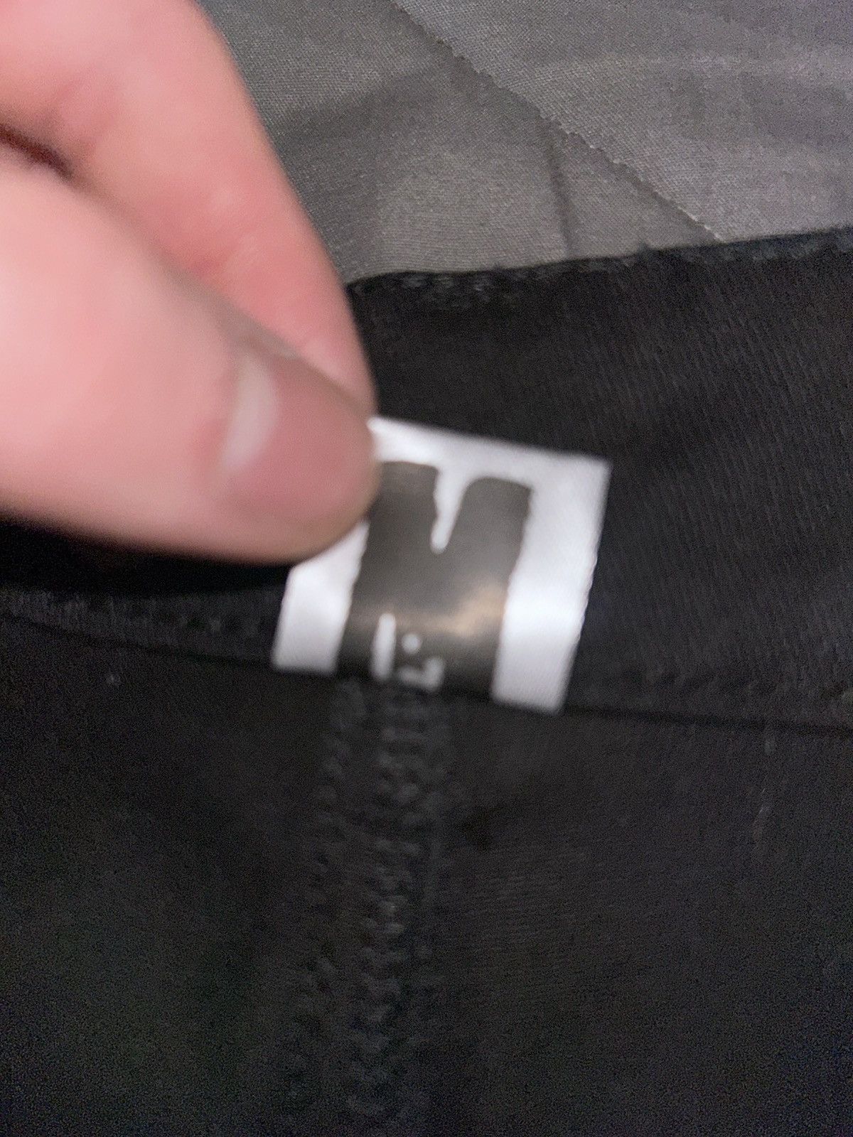 Other Che Encore Fog Shorts Size US 32 / EU 48 - 2 Thumbnail