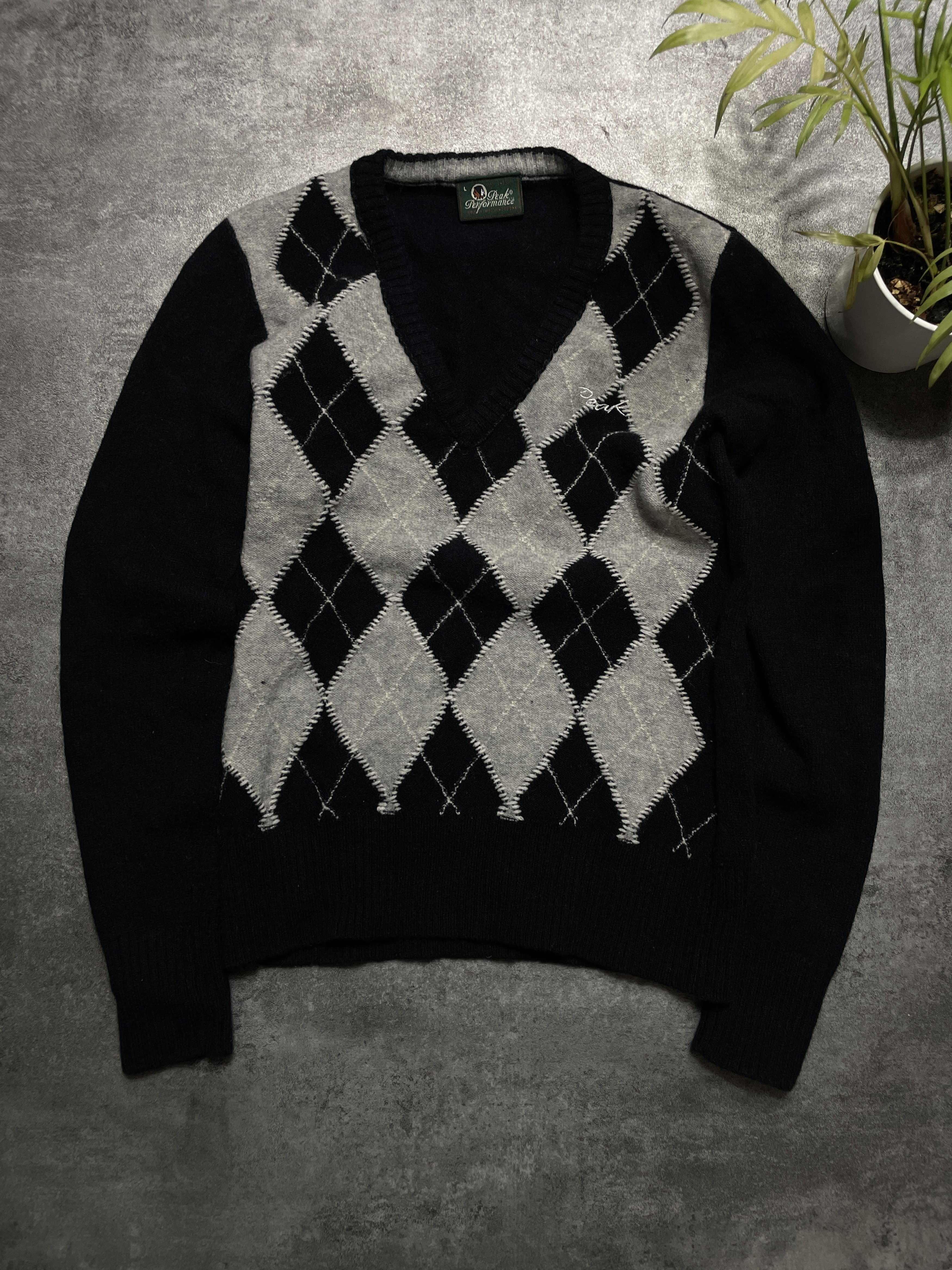Peak Performance Lambswool Peak Performance Sweater Cozy Premium Size L / US 10 / IT 46 - 1 Thumbnail