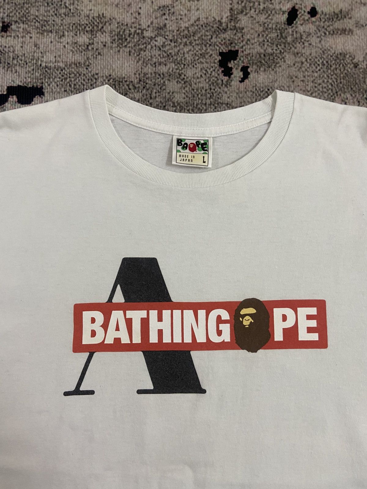 Bape BAPE “A Bathing Ape” Box Logo A Tee – Made in Japan (L) Size US L / EU 52-54 / 3 - 2 Thumbnail
