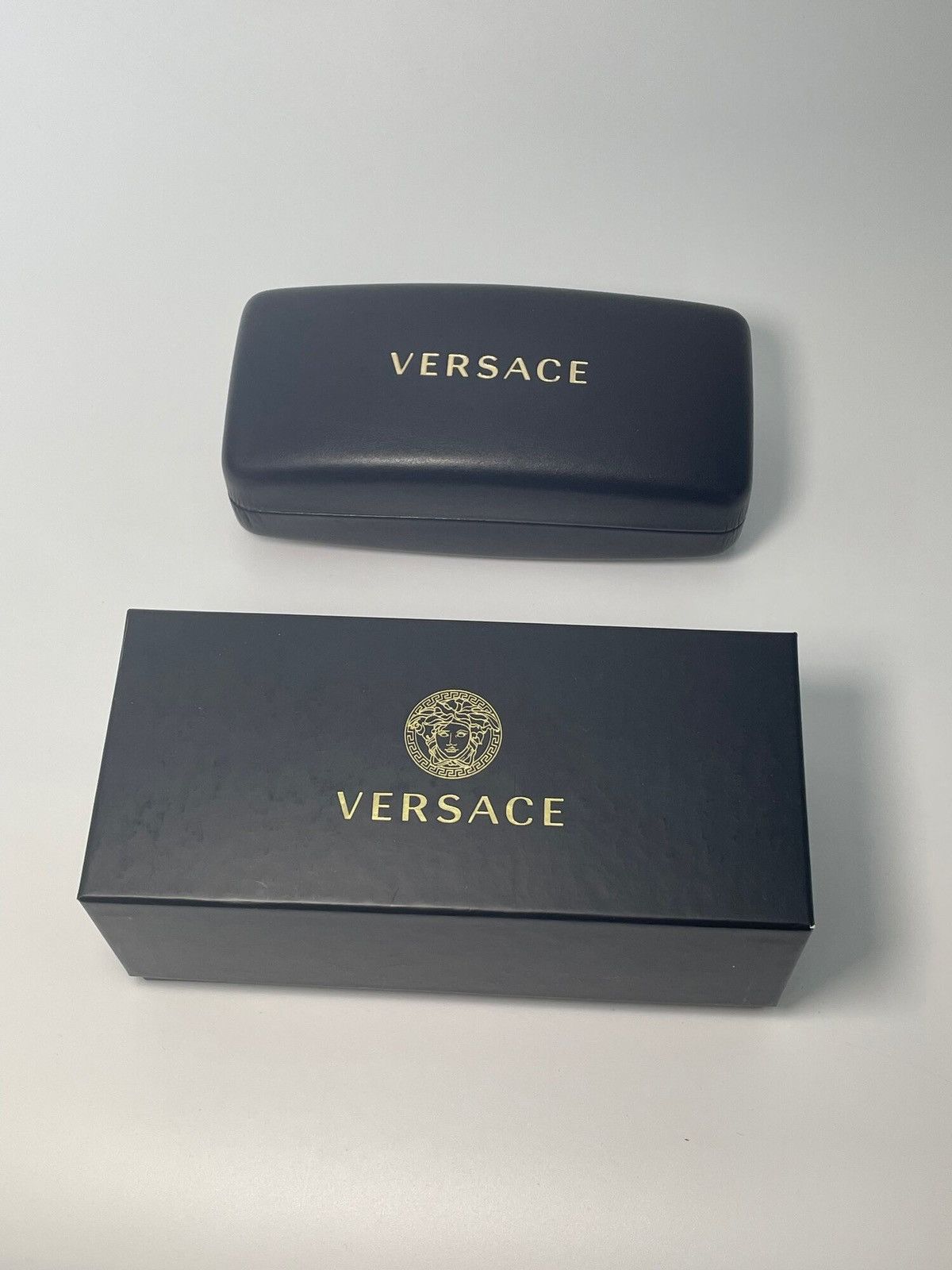 Versace BNIB Versace Red Shield Sunglasses Size ONE SIZE - 6 Thumbnail