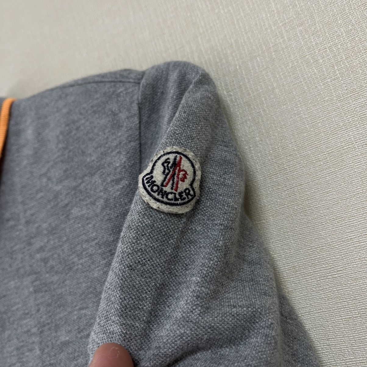 Moncler Moncler Polo T-shirt Size US S / EU 44-46 / 1 - 3 Thumbnail