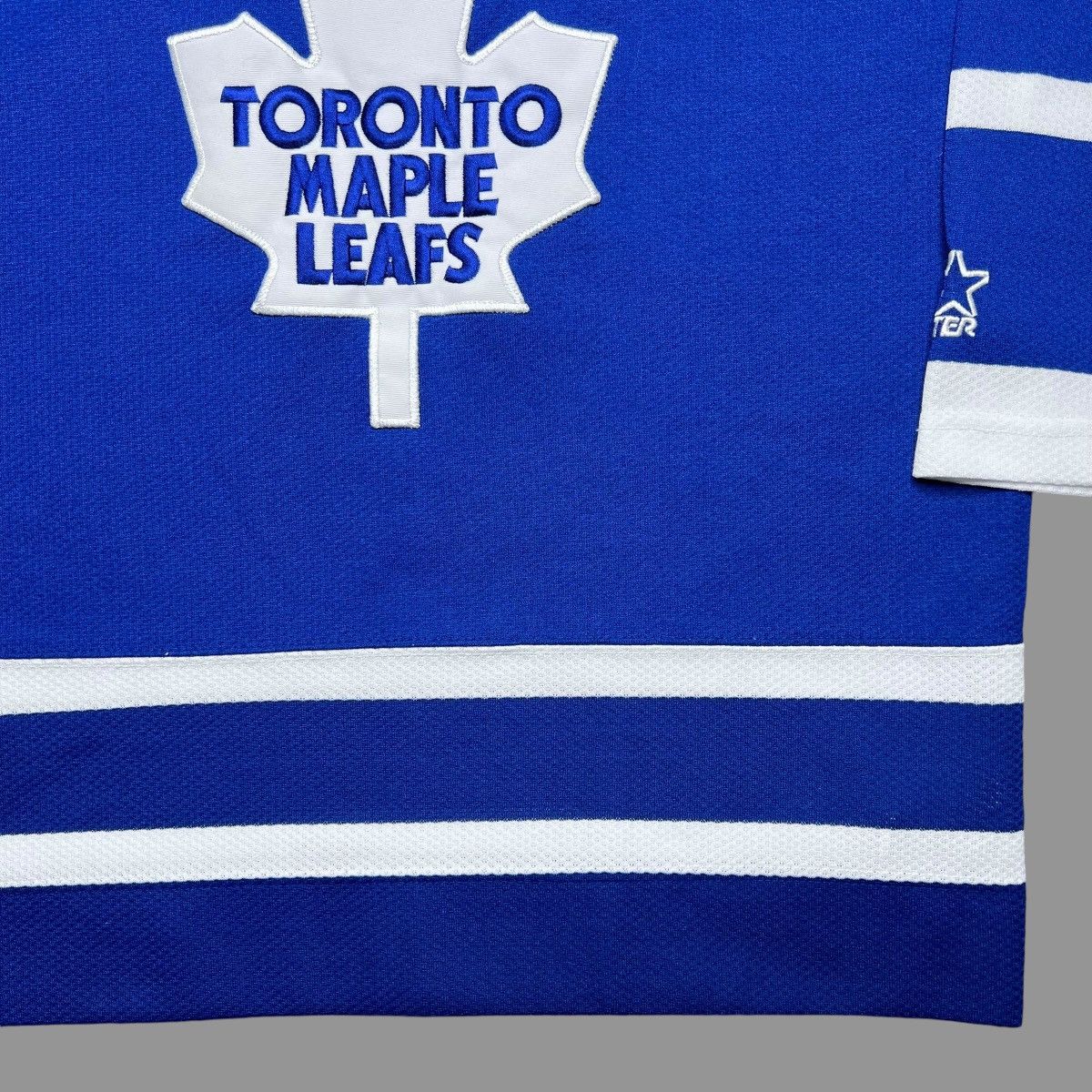 NHL × Starter × Vintage Vintage 1990s NHL Toronto Maple Leafs Starter Jersey Size US M / EU 48-50 / 2 - 13 Thumbnail