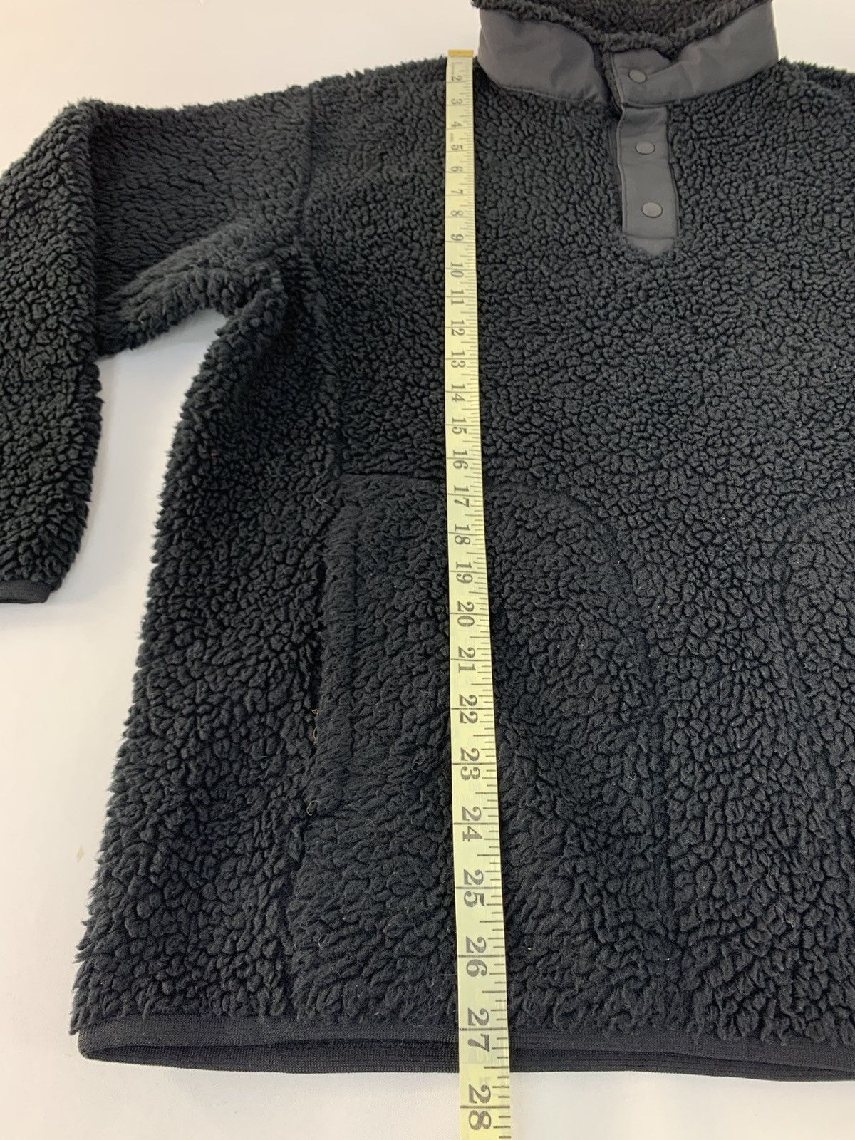 Japanese Brand Uniqlo X White Mountaineering Grizzly Fluffy Snap Button Size US L / EU 52-54 / 3 - 9 Thumbnail