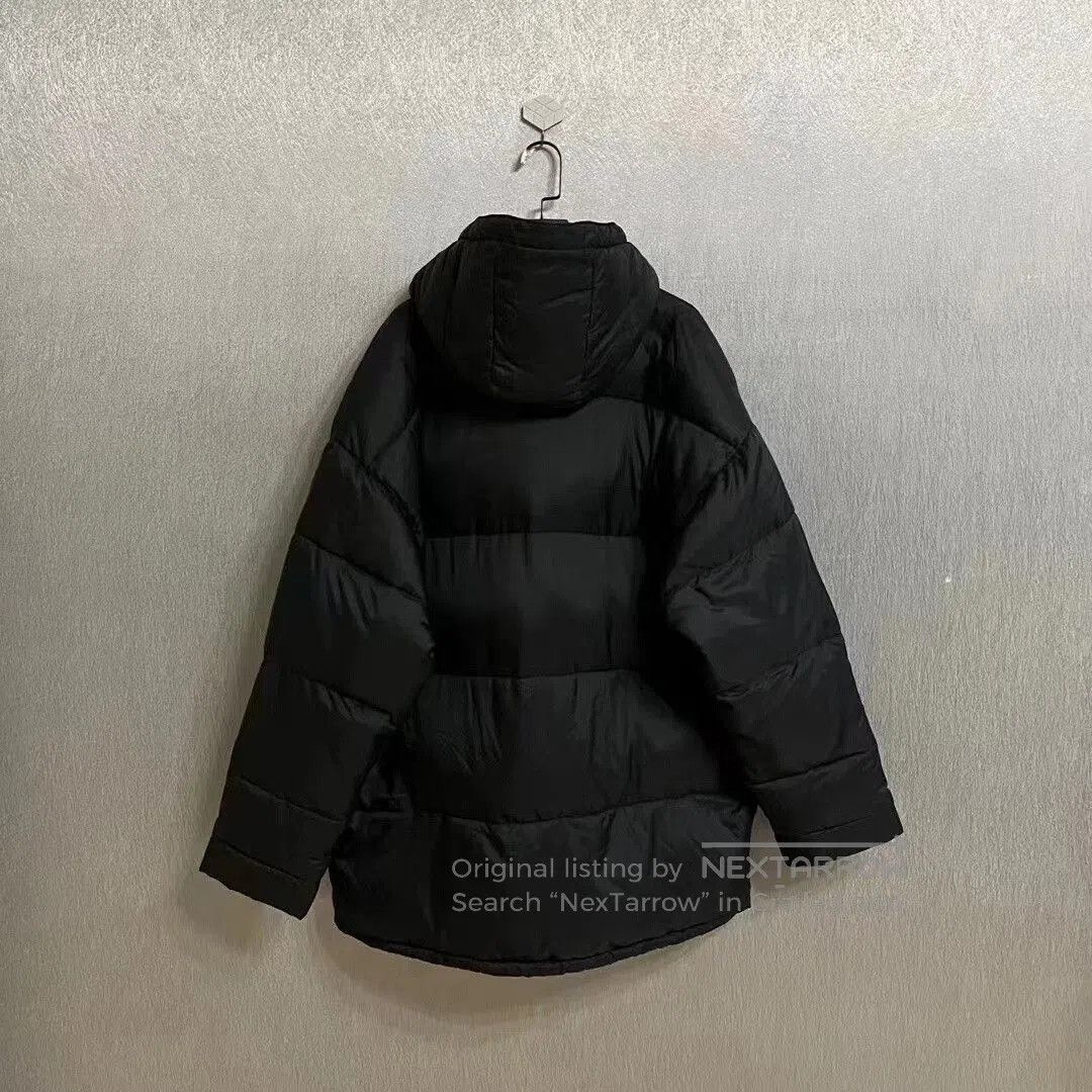 Givenchy givenchy logo padded jacket with detachable hood. Size US M / EU 48-50 / 2 - 3 Thumbnail