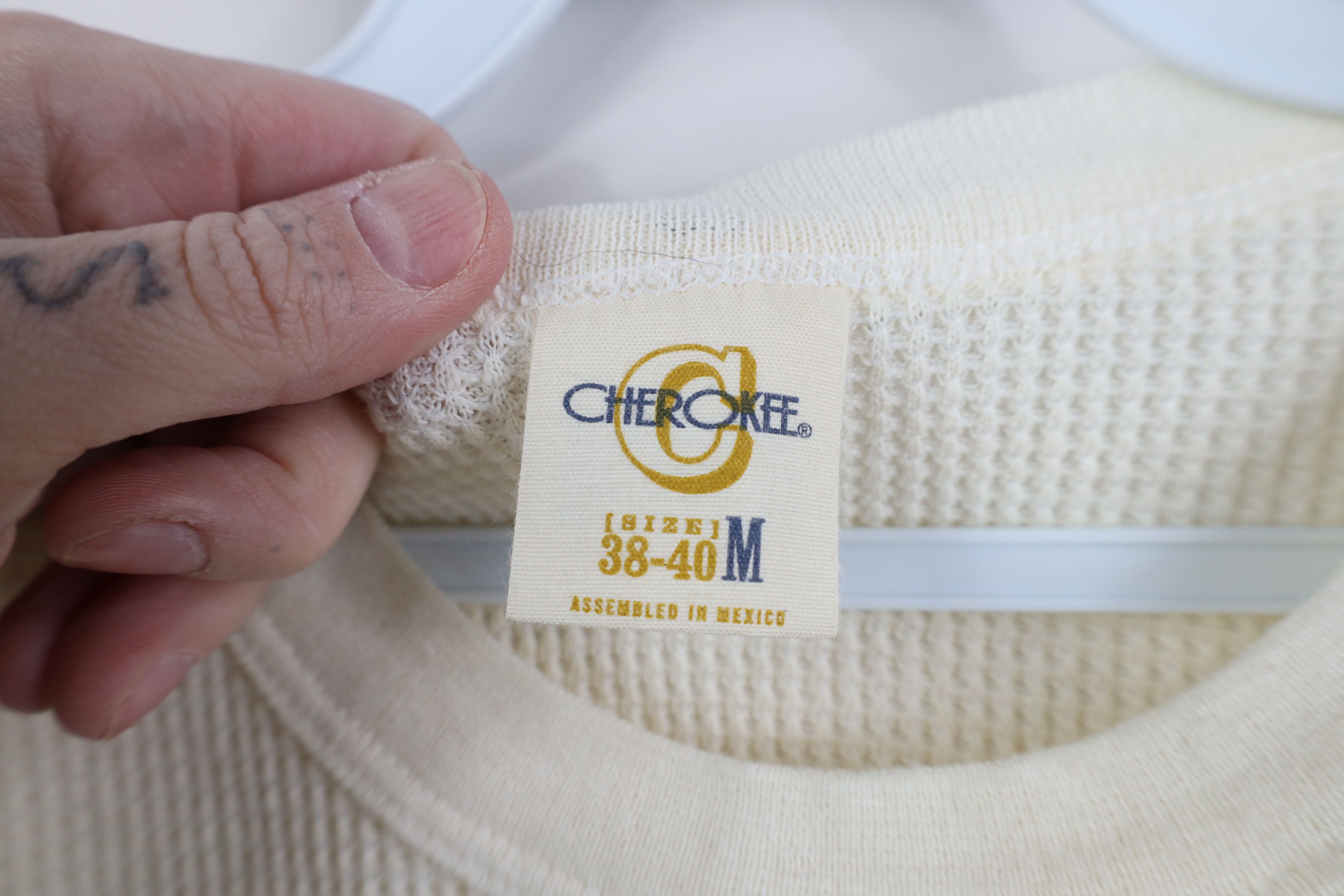 Vintage Vintage 70s Streetwear Thermal Waffle Knit T-Shirt Cream USA Size US M / EU 48-50 / 2 - 6 Thumbnail