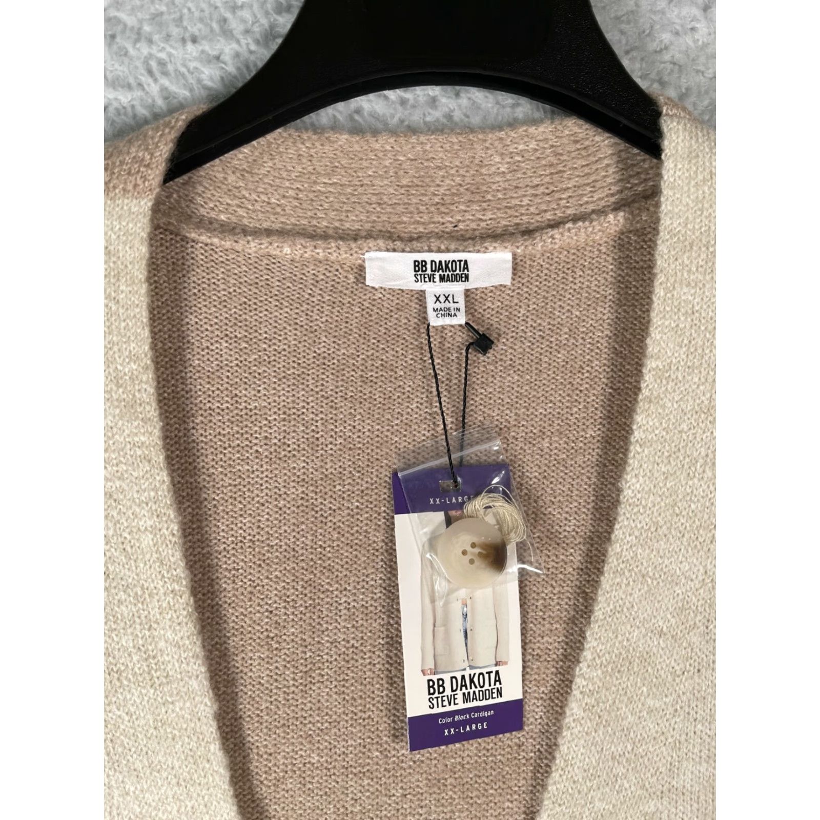 BB Dakota BB Dakota Cardigan Womens 2XL Sweater Light Camel Beige Colorblock Knit V-Neck Dolman Sleeve Size XXL / US 16-18 / IT 52-54 - 7 Thumbnail