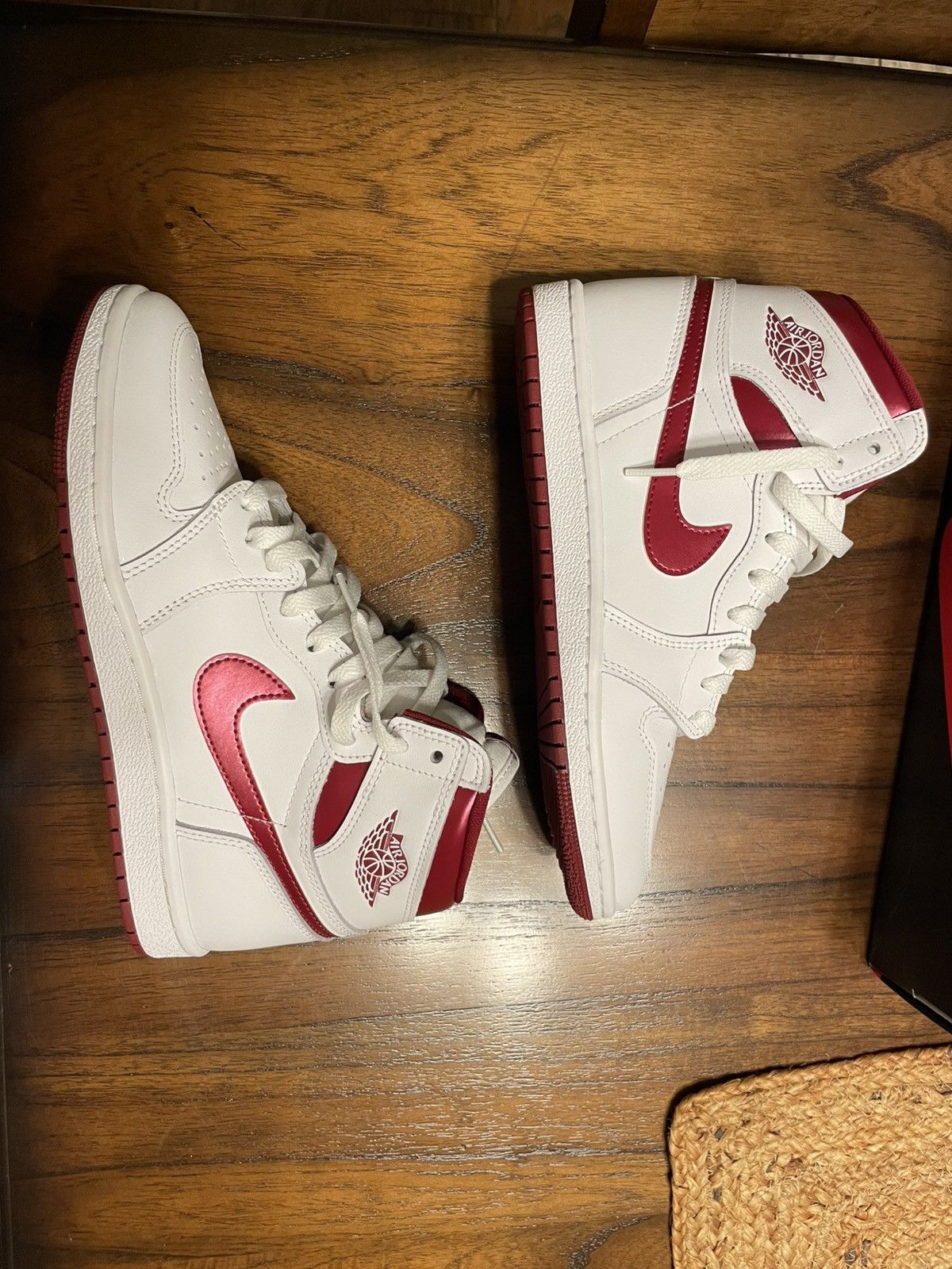 Nike Air Jordan 1 Size US 8 / EU 41 - 5 Thumbnail