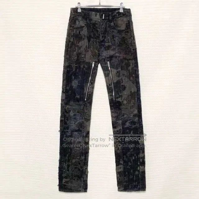 Givenchy Givenchy Black Boy Distressed Zip Jeans. Size US 29 - 1 Thumbnail