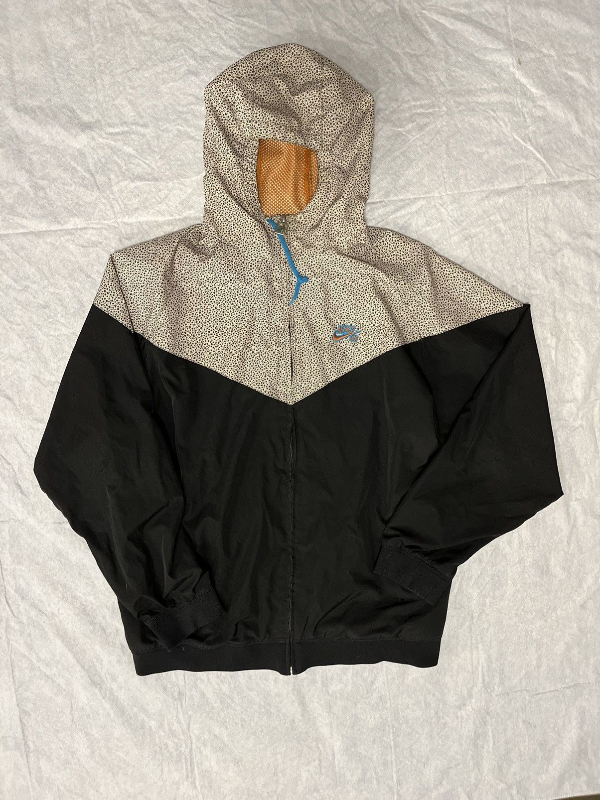 image of 2007 Nike Safari Wind Breaker in Black, Men's (Size XL)