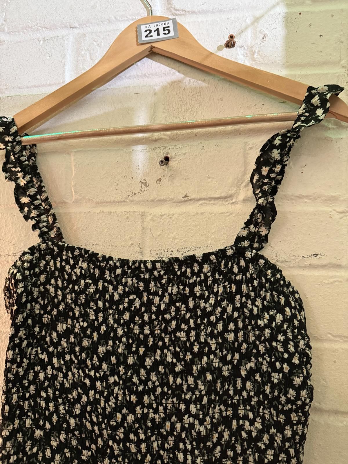 Abercrombie & Fitch Abercrombie & Fitch Black and White Floral Midi Dress Size XL / US 12-14 / IT 48-50 - 3 Thumbnail