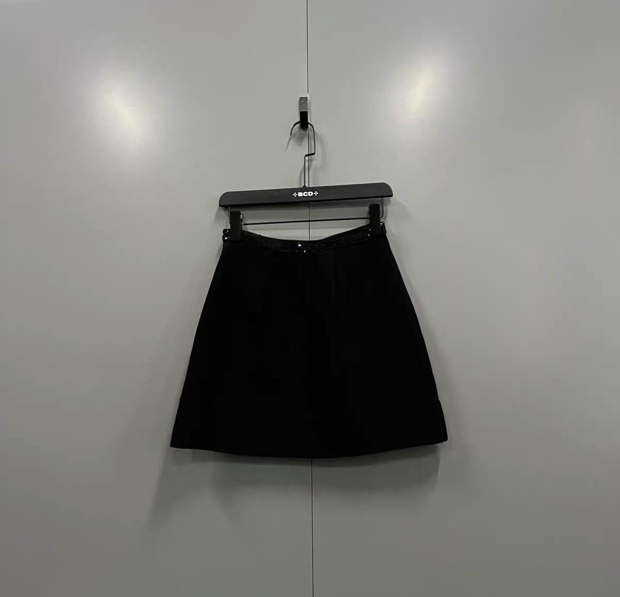 Miu Miu Miu Miu Black Sequin Mini Skirt J41 Size XS / US 0-2 / IT 36-38 - 2 Thumbnail
