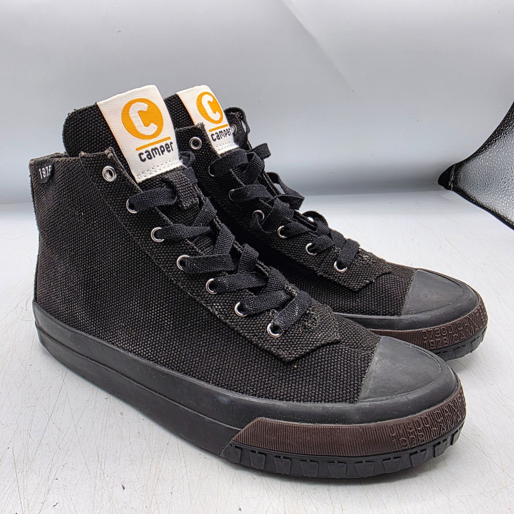 Camper Camper Chameleon 1975 Womens Size 6 Triple Black Sneaker Sho Size US 6 / IT 36 - 1 Thumbnail