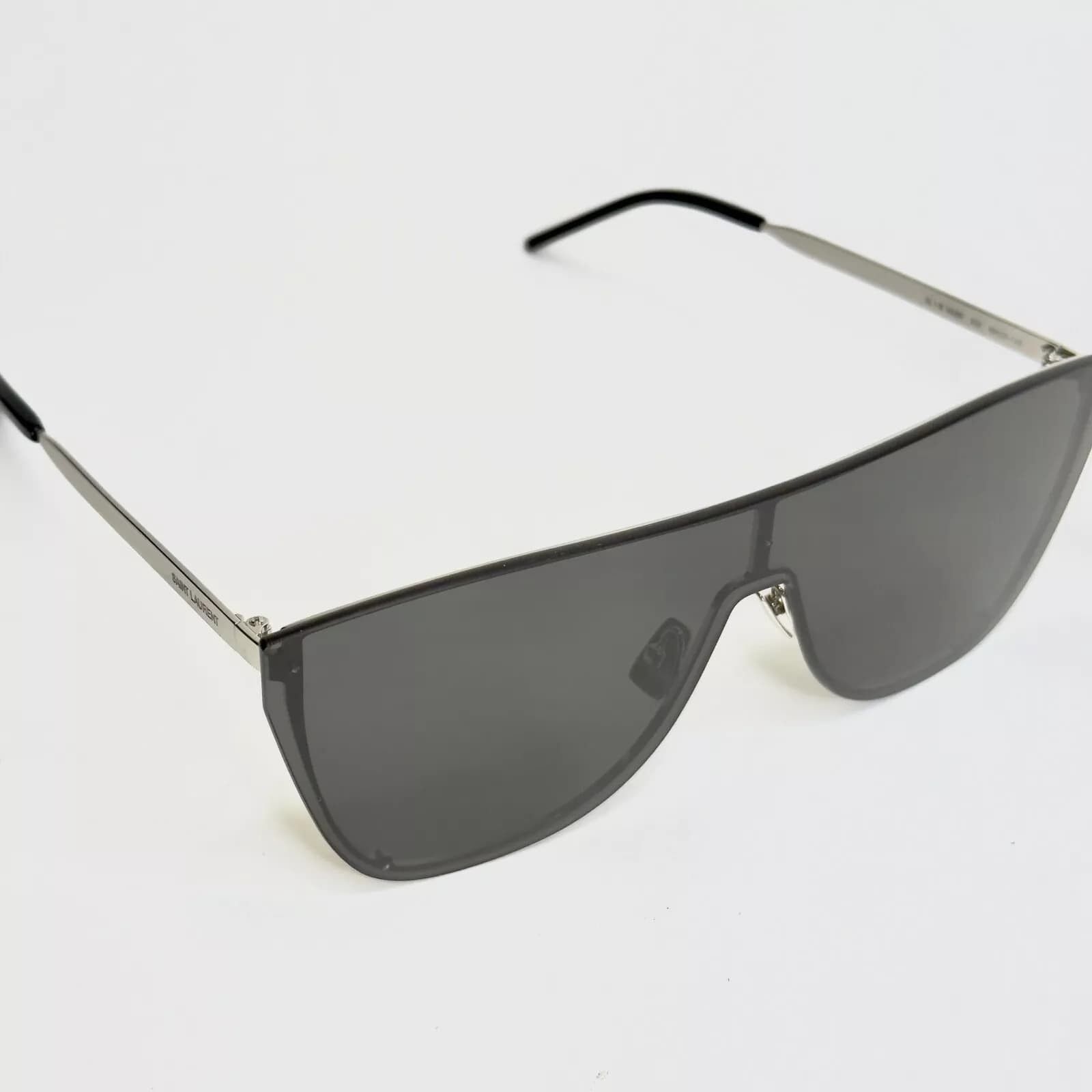 Yves Saint Laurent SAINT LAURENT MASK YSL SL1B 002 Silver Black Sunglass SL1 Size ONE SIZE - 10 Thumbnail