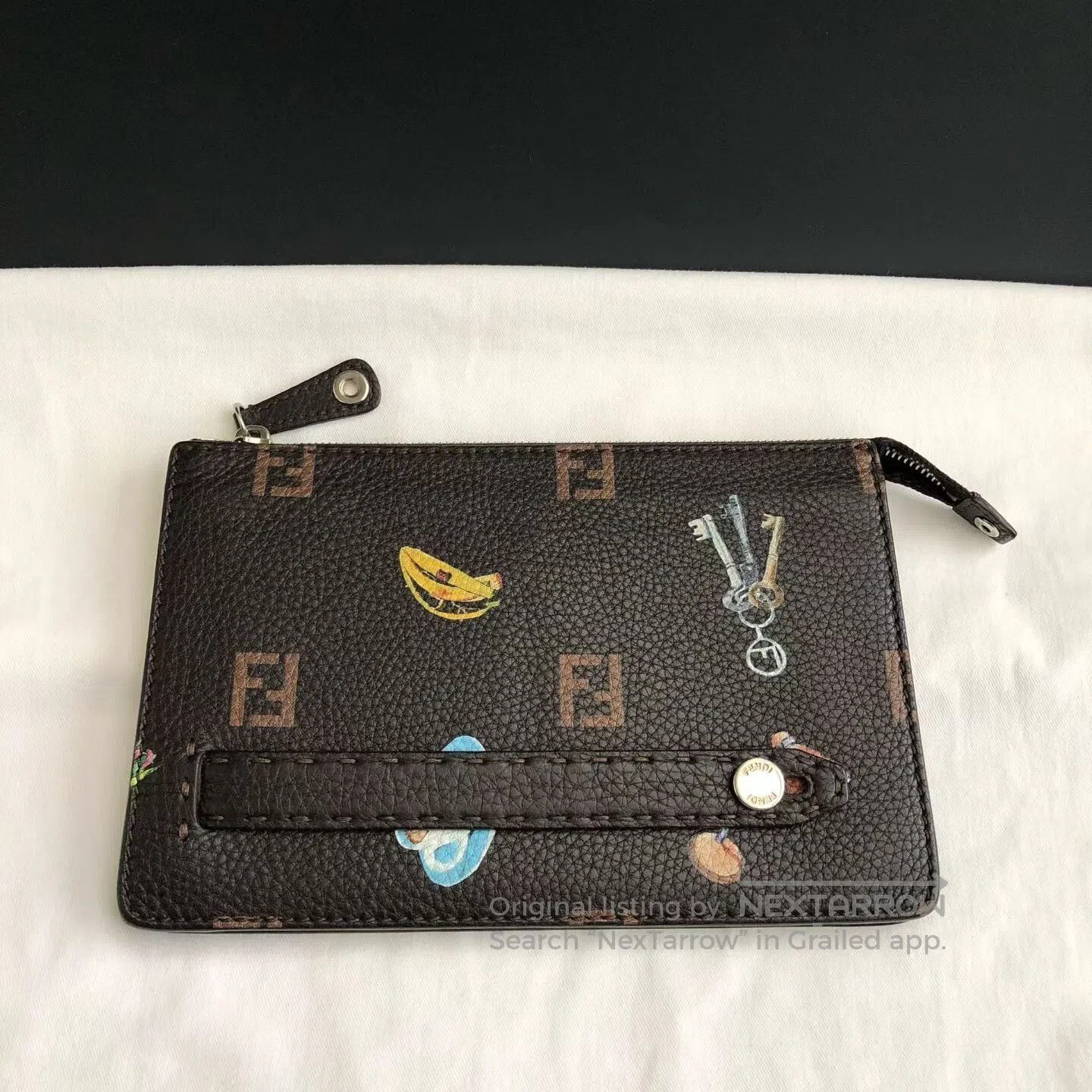 Fendi FENDI Lifestyle Graffiti Clutch Bag. Size ONE SIZE - 2 Thumbnail