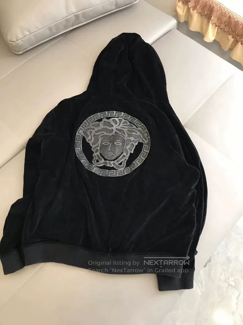 Versace Versace Black velvet Medusa sweatshirt jacket Size US XXL / EU 58 / 5 - 1 Thumbnail