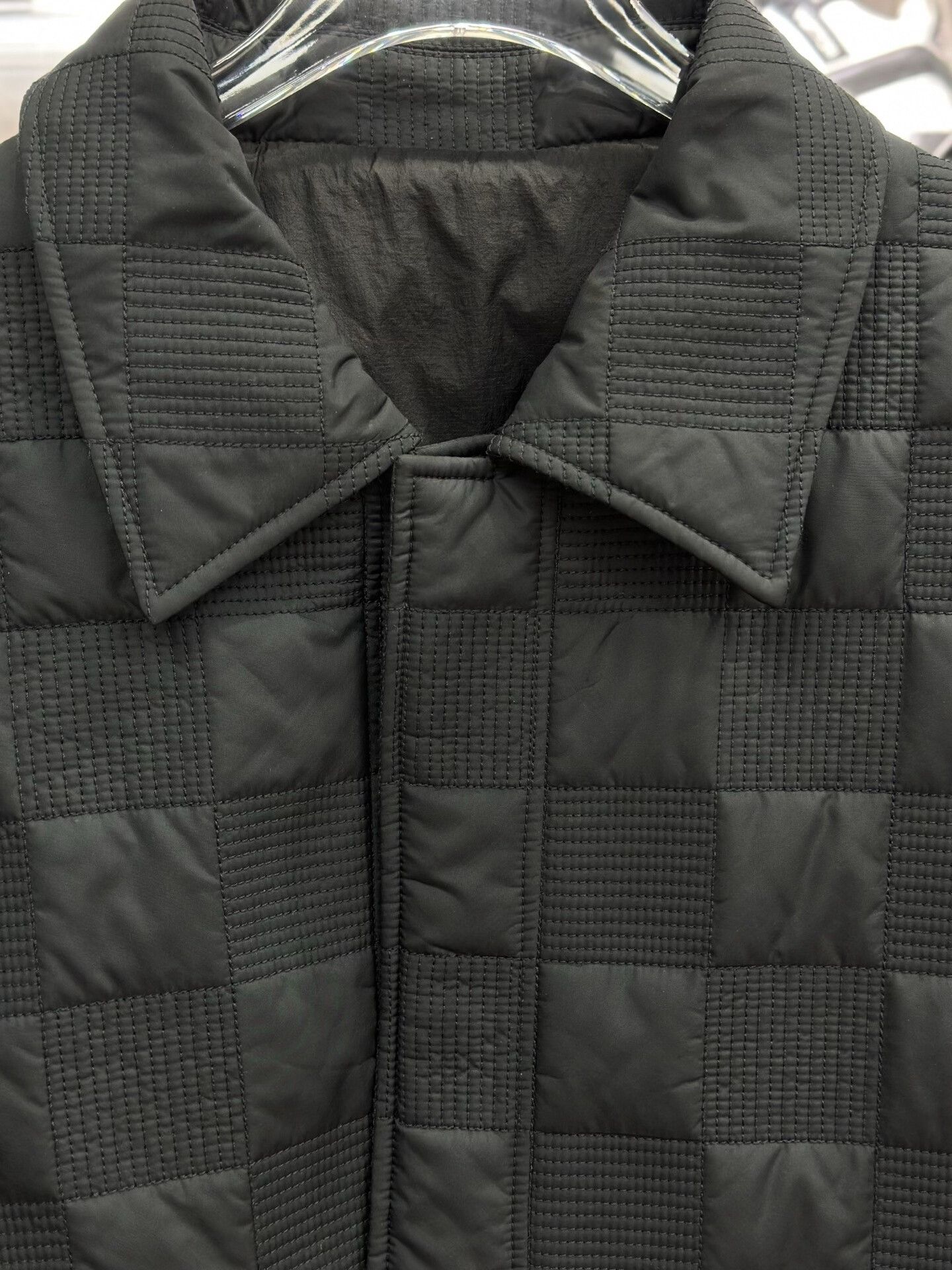 Louis Vuitton black checkered long sleeve jacket for men Size US L / EU 52-54 / 3 - 2 Thumbnail