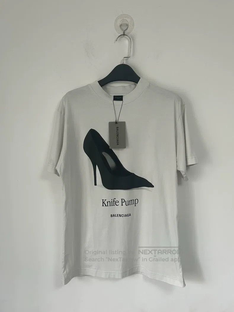 Balenciaga Balenciaga High heel logo T-shirt Size US M / EU 48-50 / 2 - 1 Thumbnail