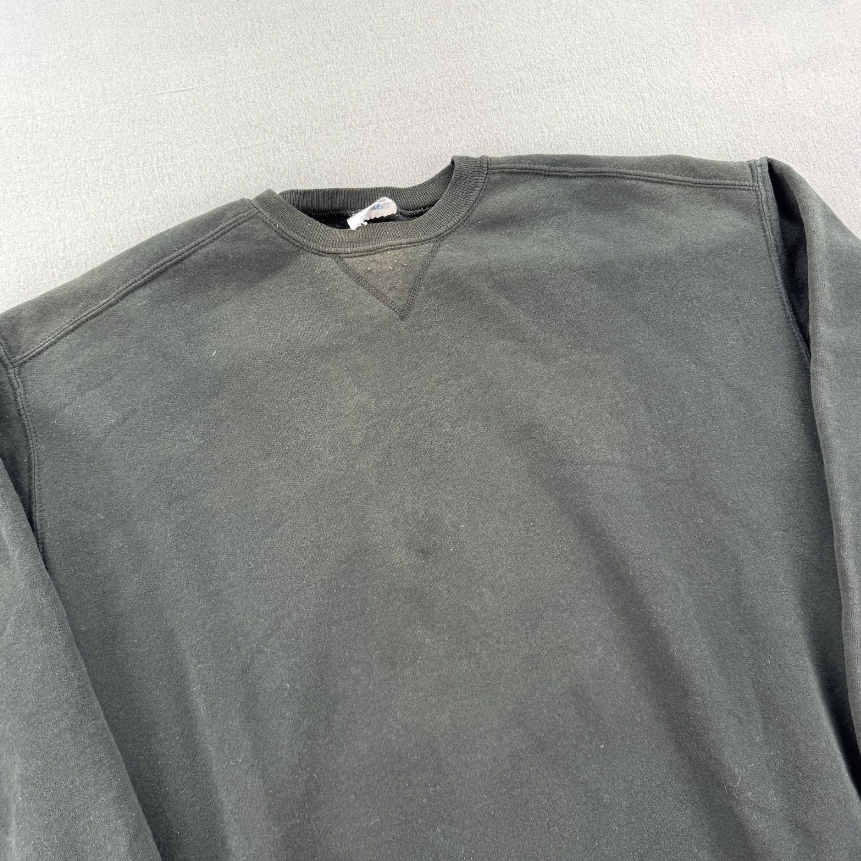 Fruit Of The Loom VINTAGE Fruit of the Loom Sweatshirt Mens XL Black Crewneck Pullover 90s Size US XL / EU 56 / 4 - 2 Thumbnail