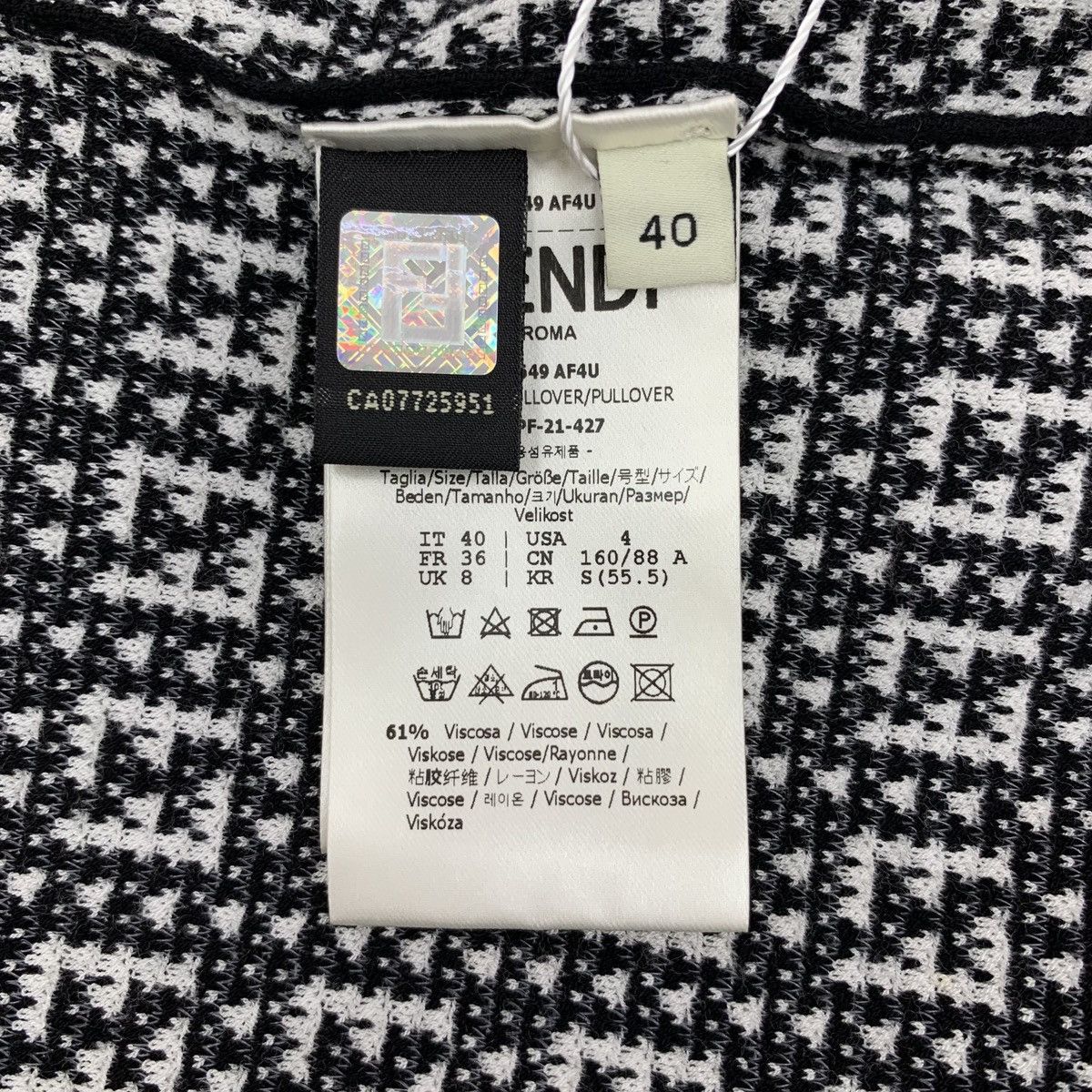 Fendi Fendi Intarsia All-over Print Short Sleeve Knit Top K26WX Size M / US 6-8 / IT 42-44 - 7 Thumbnail