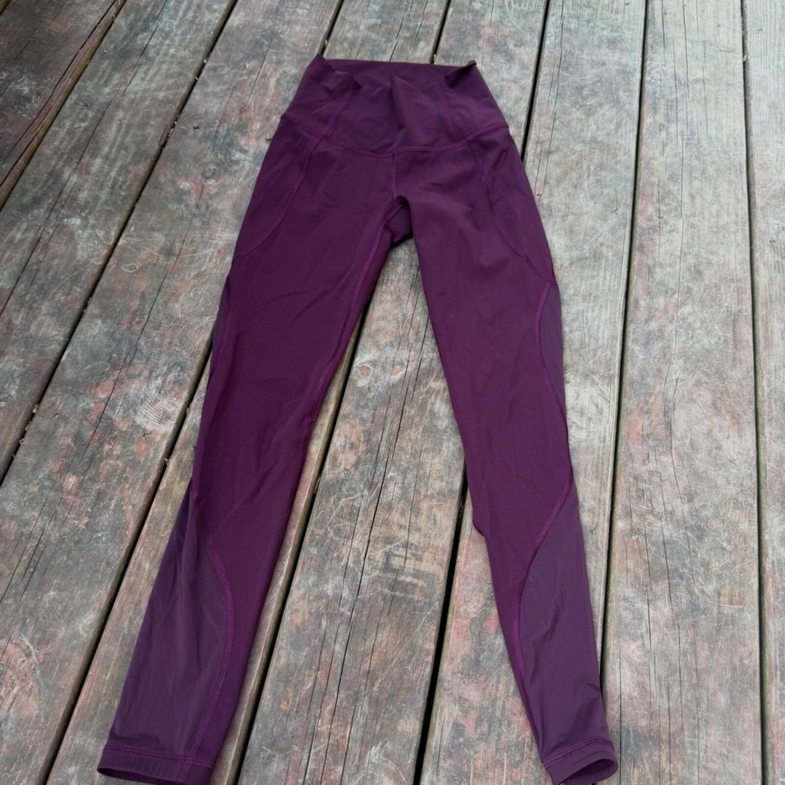 Lululemon Lululemon High Rise Mesh Panel Leggings Size 26" / US 2 / IT 38 - 1 Thumbnail