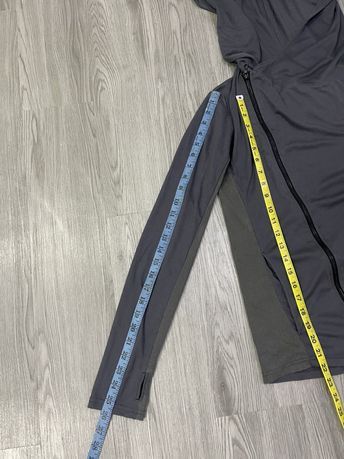 Japanese Brand Schlüssel japan ‘assasin asymmetrical light active sweater Size US S / EU 44-46 / 1 - 15 Thumbnail