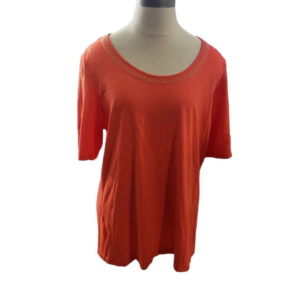 Tommy Bahama CT1083a Tommy Bahama Ladies Scoop Neck Tee with Lace Collar Size S / US 4 / IT 40 - 1 Thumbnail
