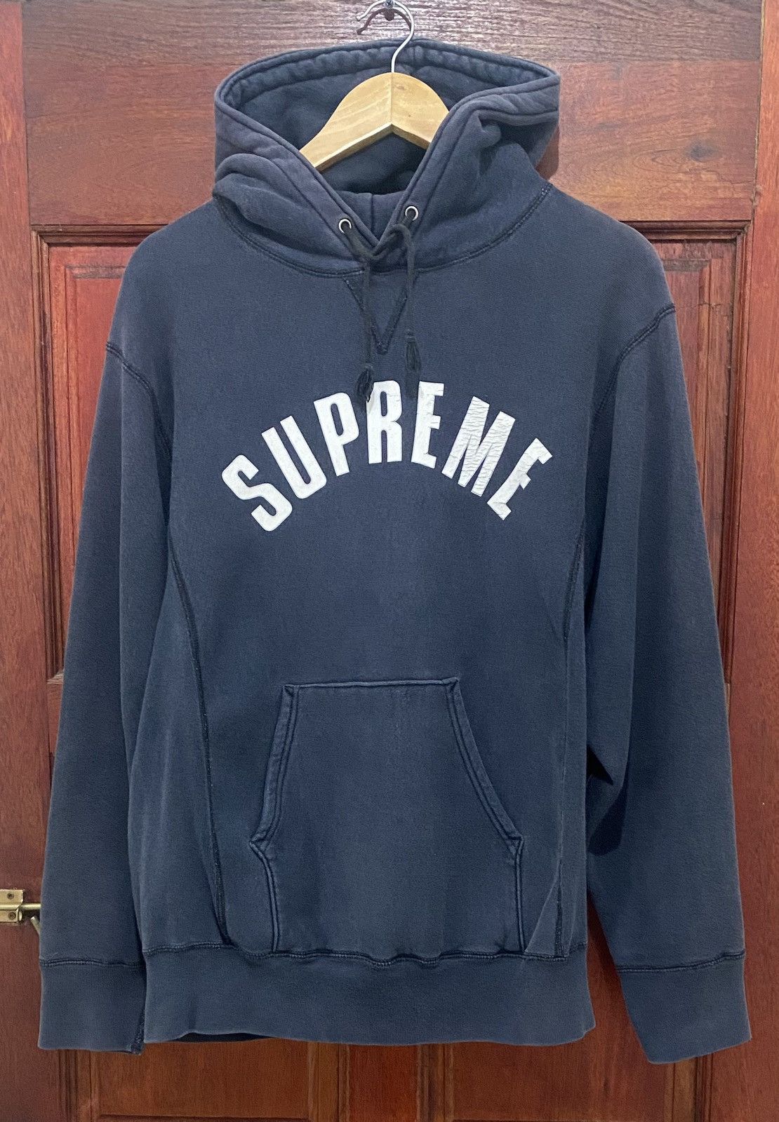 Supreme Vintage Supreme Sun Faded Spell Out Sweatshirt Hoodie Size US M / EU 48-50 / 2 - 1 Thumbnail