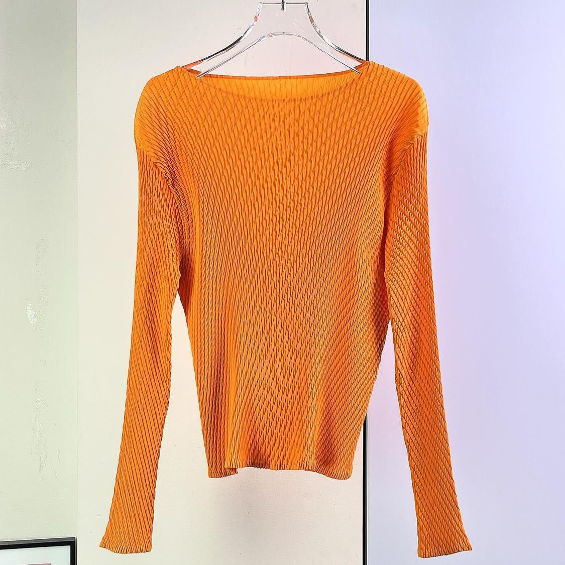 Issey Miyake ISSEY MIYAKE Pleated Long Sleeve Top Size 3 Size M / US 6-8 / IT 42-44 - 1 Thumbnail