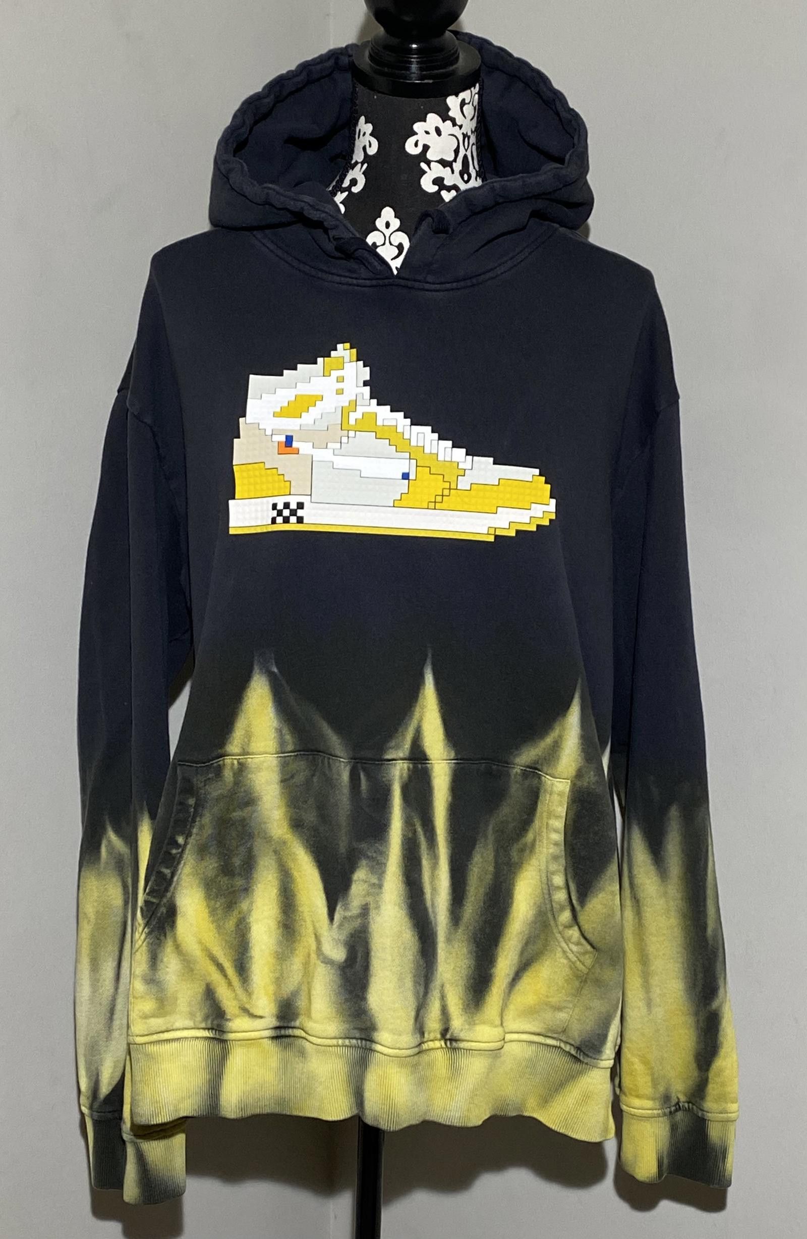 Mostly Heard Rarely Seen Mostly Heard Rarely Seen 8-Bit Canary Hoodie XXL Size US XXL / EU 58 / 5 - 1 Thumbnail