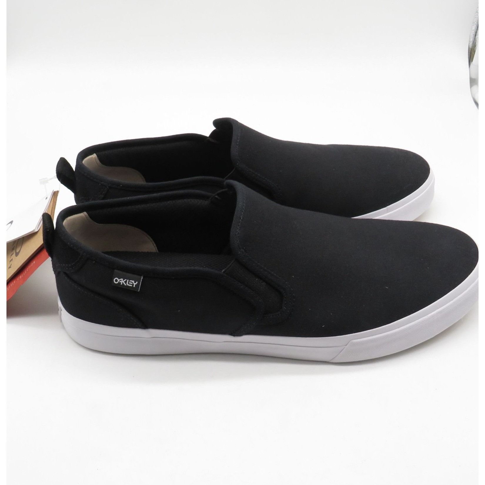 Oakley Oakley Men's Black Slip-On Canvas Sneakers Size 13.5 NEW Size US 13 / EU 46 - 8 Thumbnail