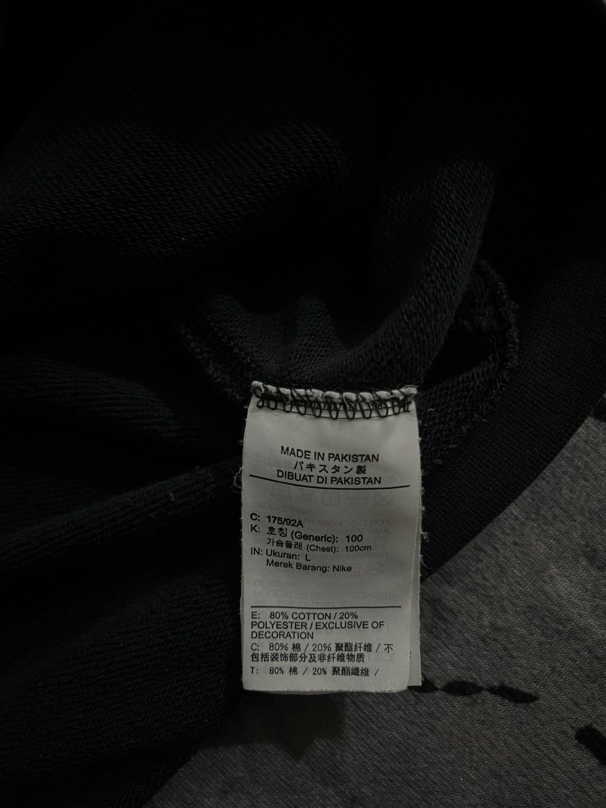 Nike NIKE MULTI SWOOSH SWEATSHIRT Size US M / EU 48-50 / 2 - 5 Thumbnail